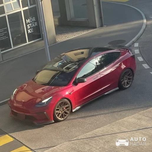 Tesla Model 3 spotted in Rüti ZH