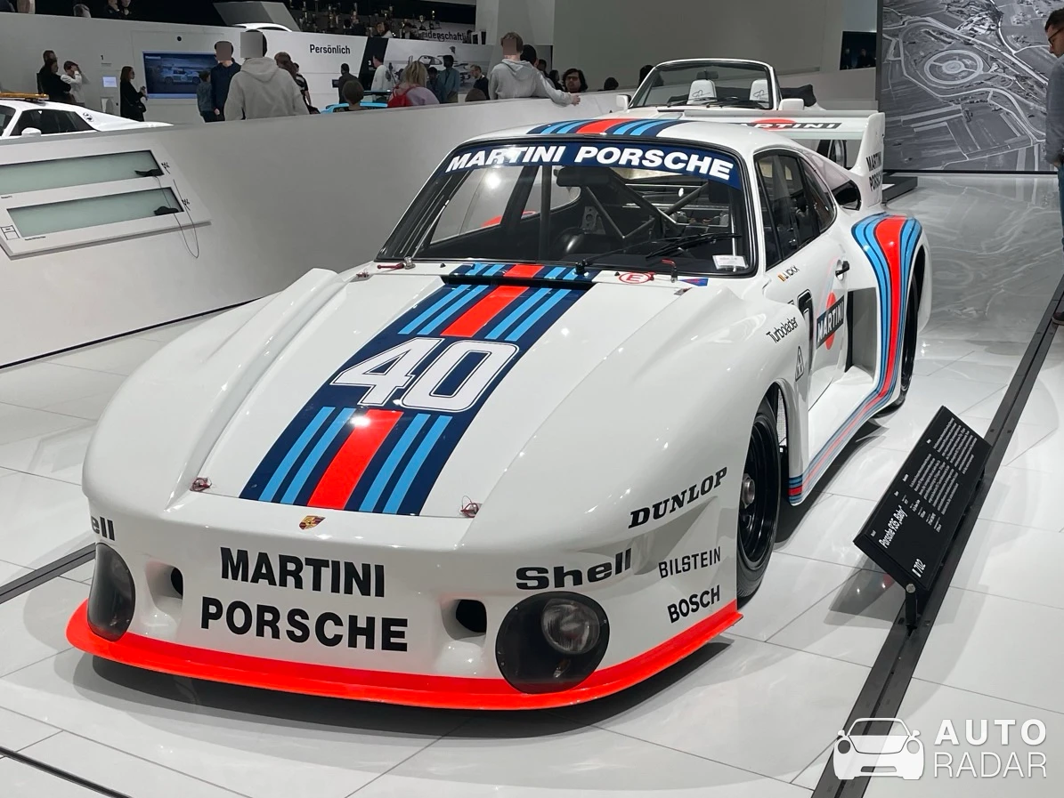 Porsche 935 spotted in Stuttgart