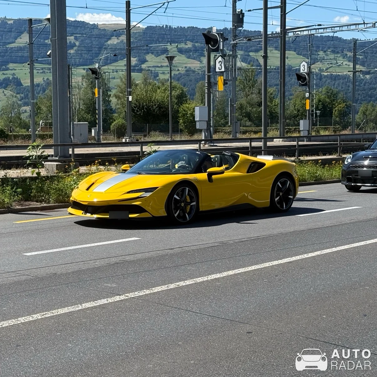 Ferrari SF90 Spider Assetto Fiorano spotted in Rapperswil SG, Schweiz