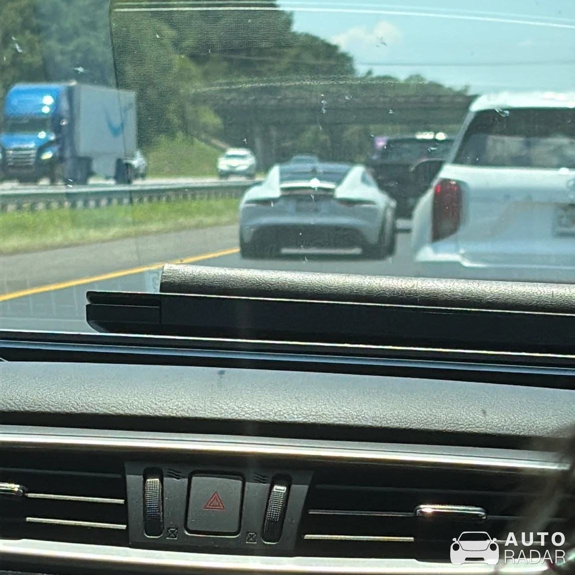 Jaguar F-Type Coupé 2017 spotted in Savannah