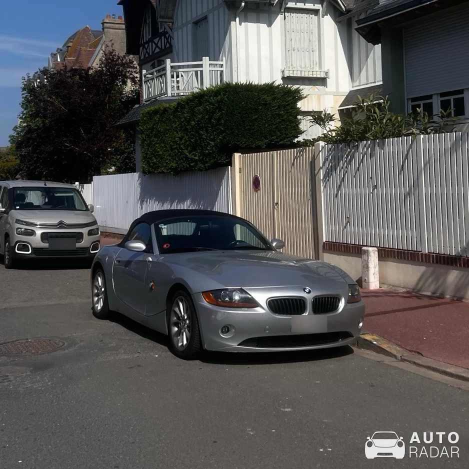 BMW Z4 M Roadster spotted in Deauville