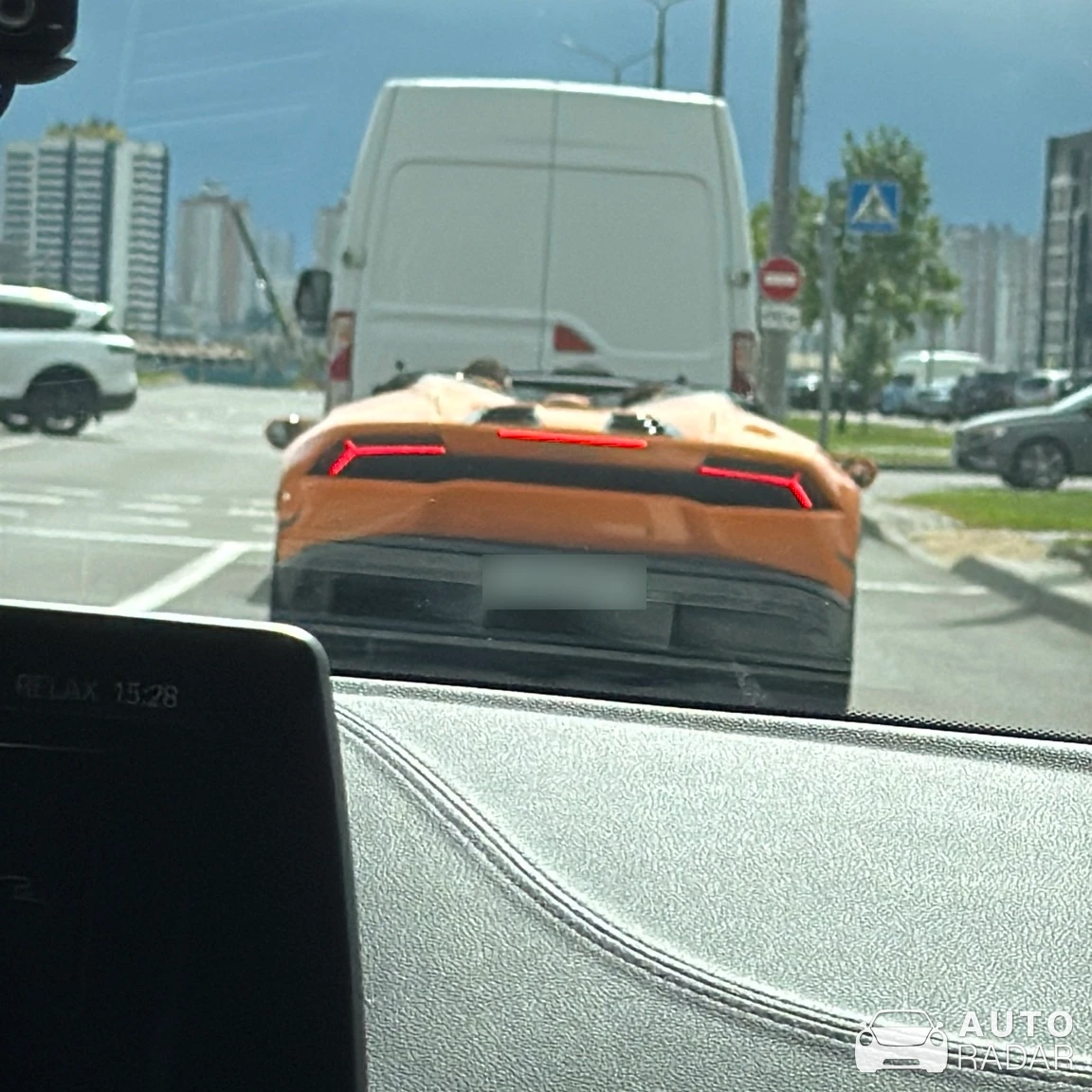 Lamborghini Huracán LP610-4 Spyder spotted in Minsk