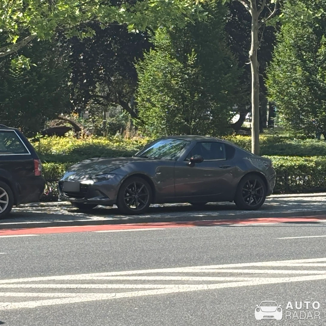 Mazda MX-5 ND RF spotted in Varsova