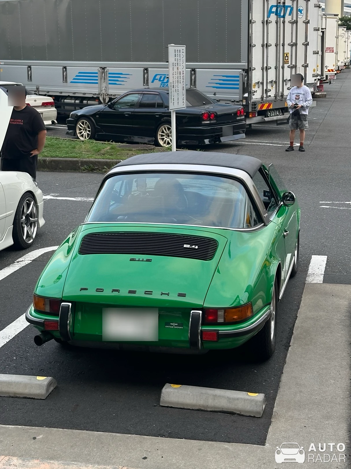 Porsche 911 Targa 2.4 S spotted in Yokohama