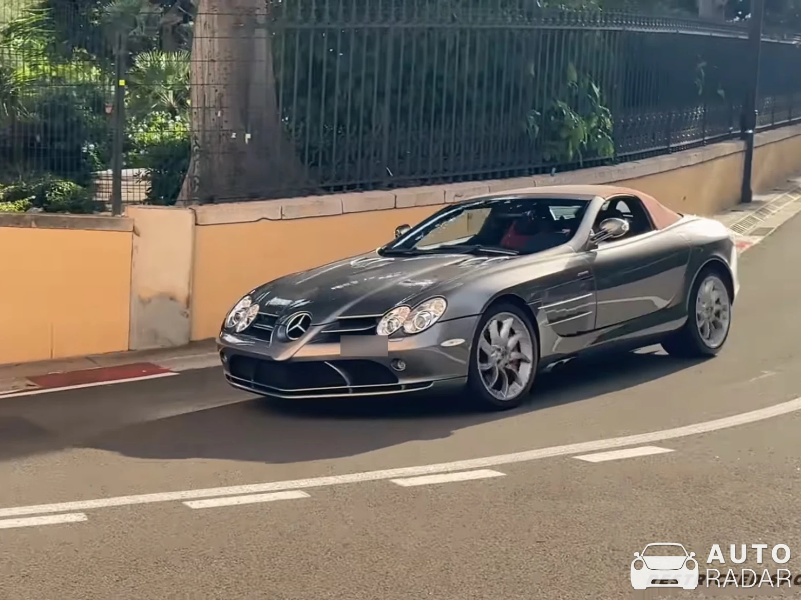 Mercedes-Benz SLR McLaren Roadster spotted in Monaco
