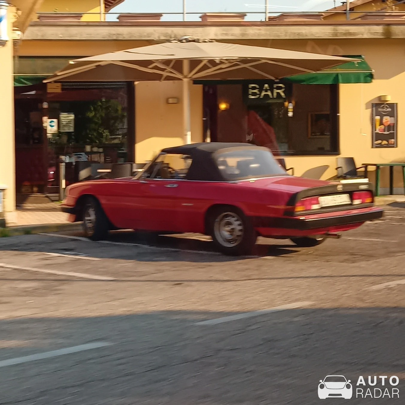 Alfa Romeo Spider spotted in Bardolino