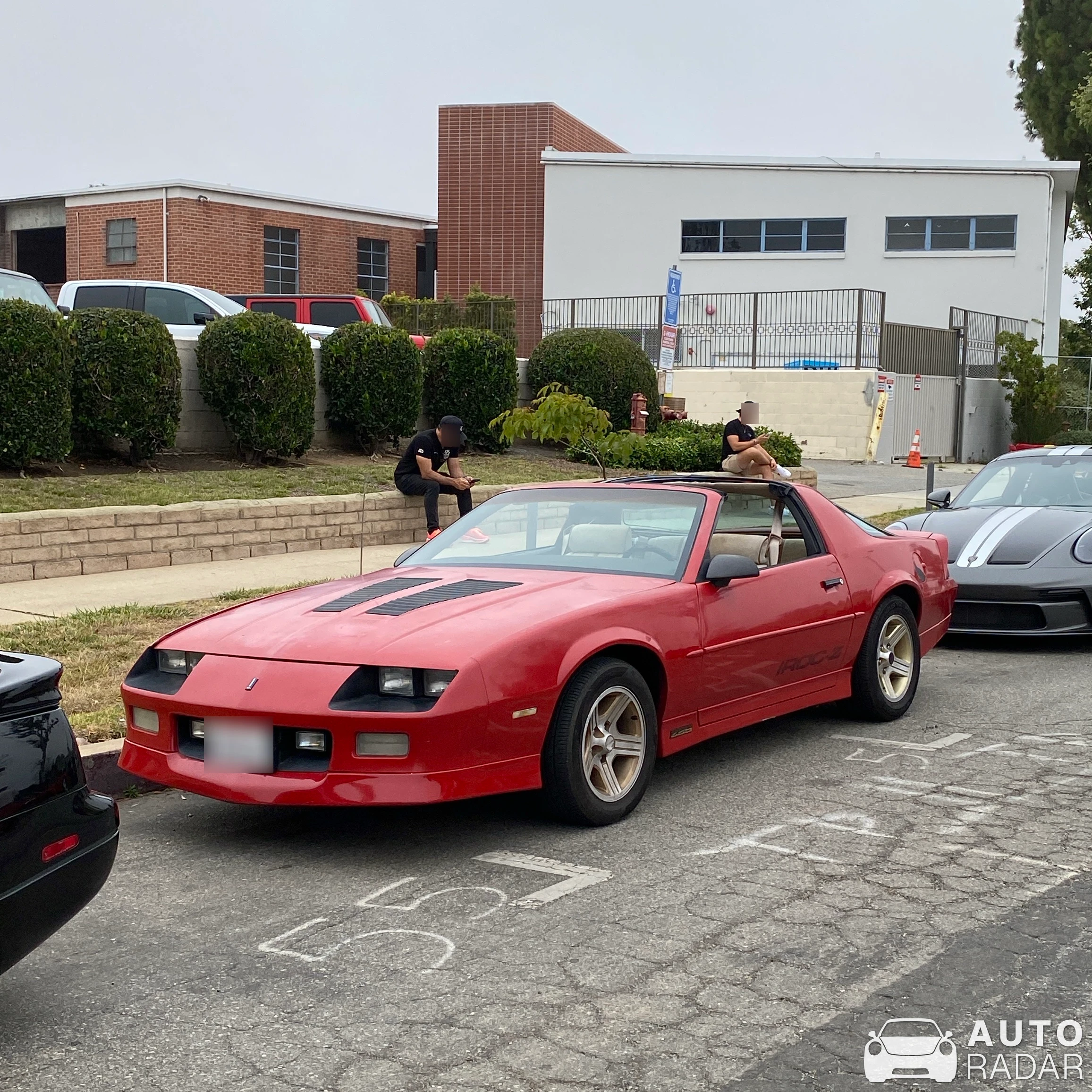 Chevrolet Camaro IROC-Z spotted in Los Angeles