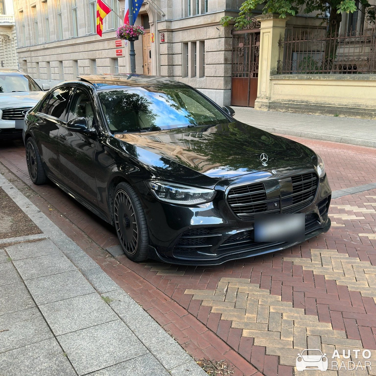 Mercedes-Benz W223 S 500 spotted in Pabianice