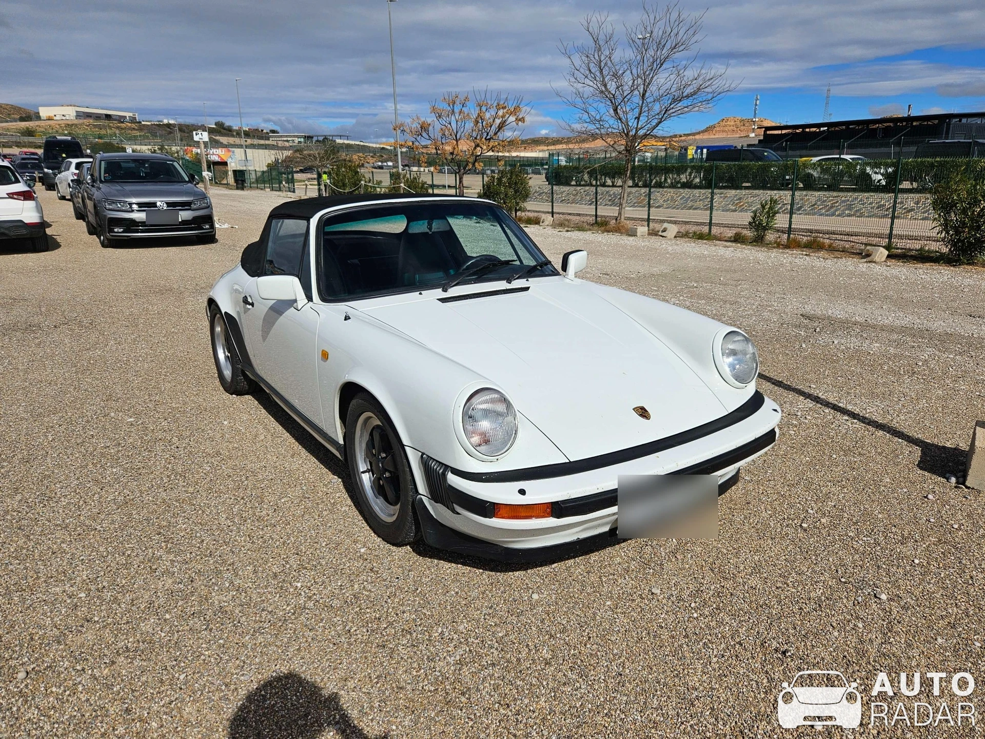 Porsche 911 SC Cabriolet spotted in Alcañiz