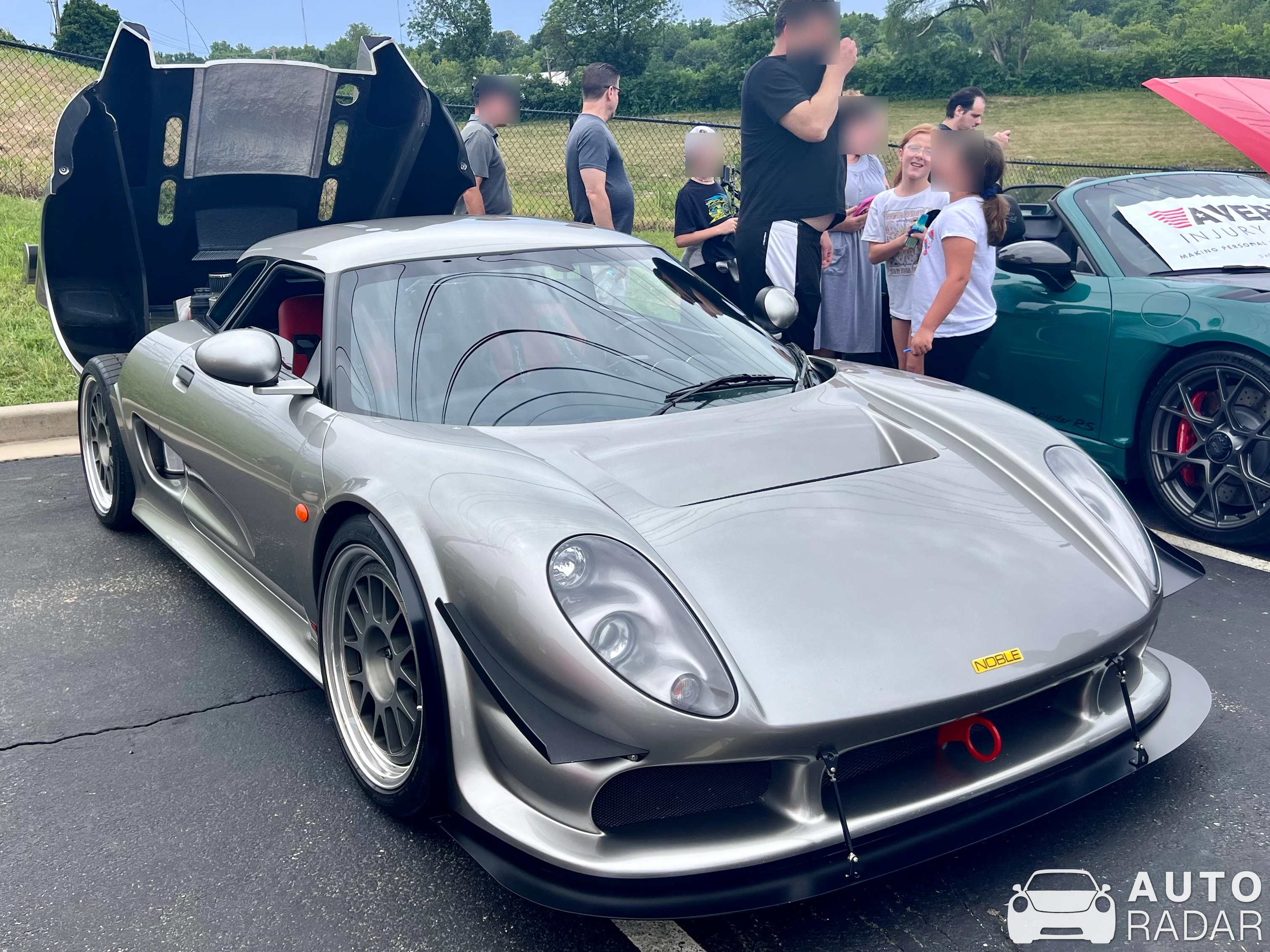 Noble M12 spotted in Maplewood