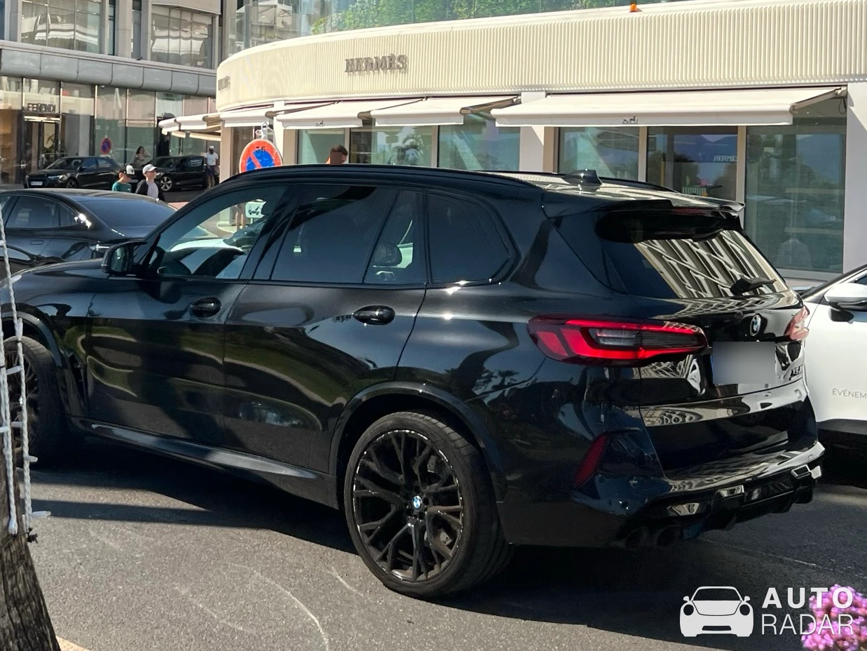 BMW X5 spotted in Cannes