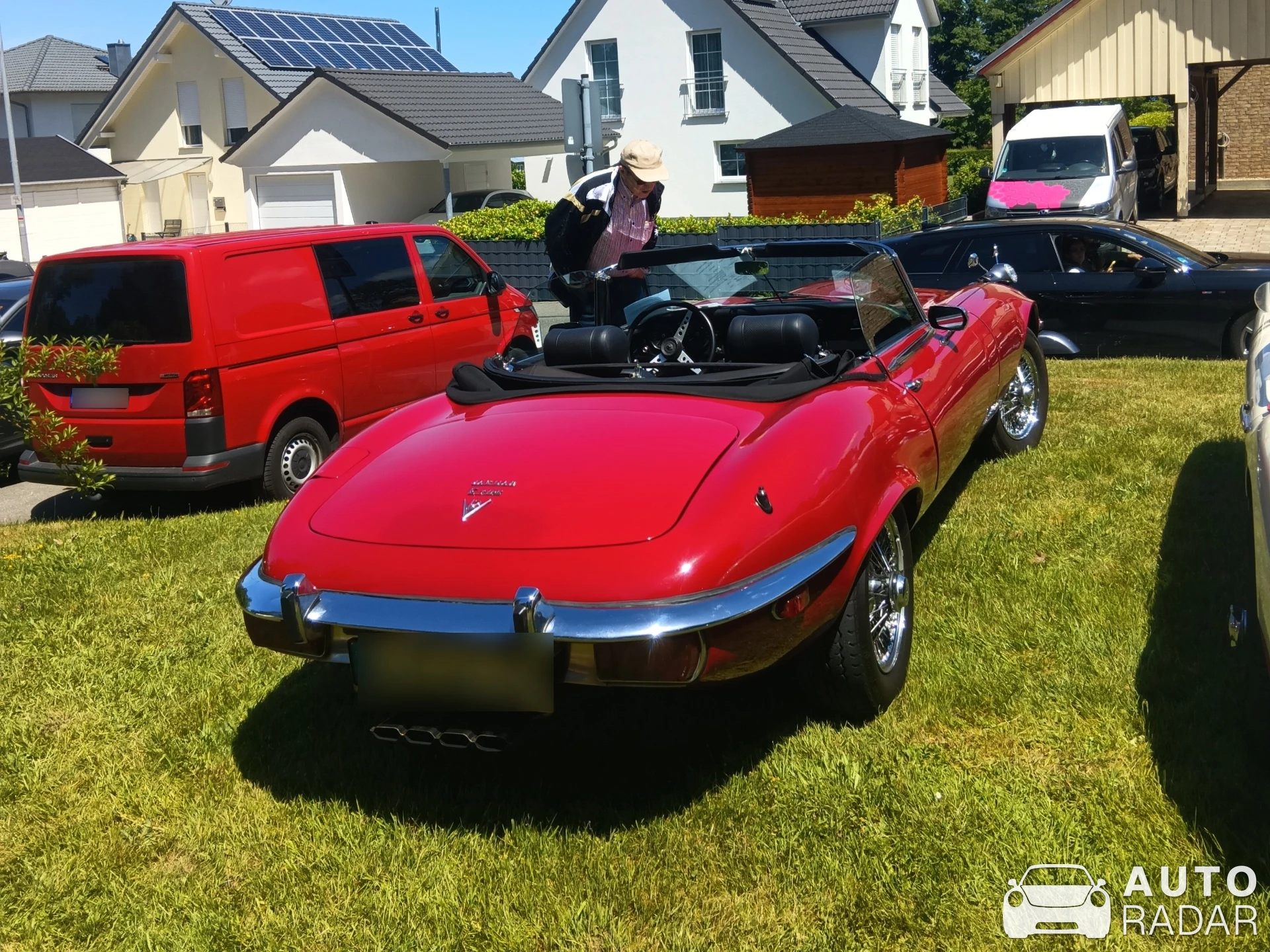 Jaguar E-Type Series 3 V-12 Roadster spotted