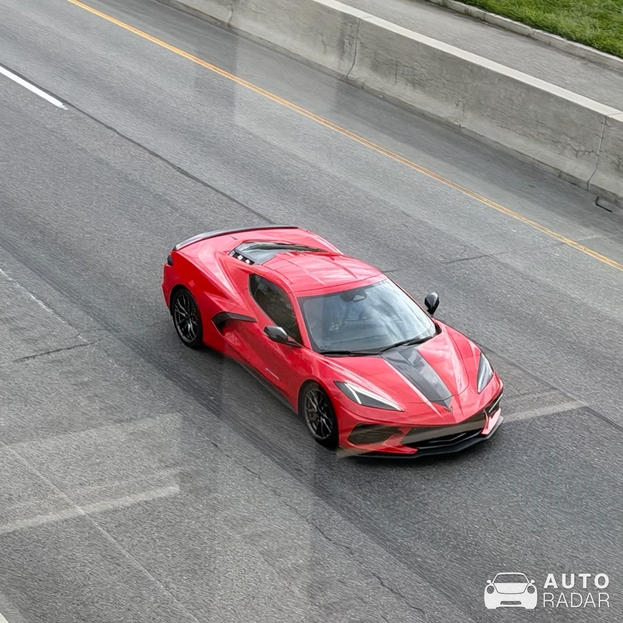 Chevrolet Corvette C8 Stingray R spotted in Terrebonne
