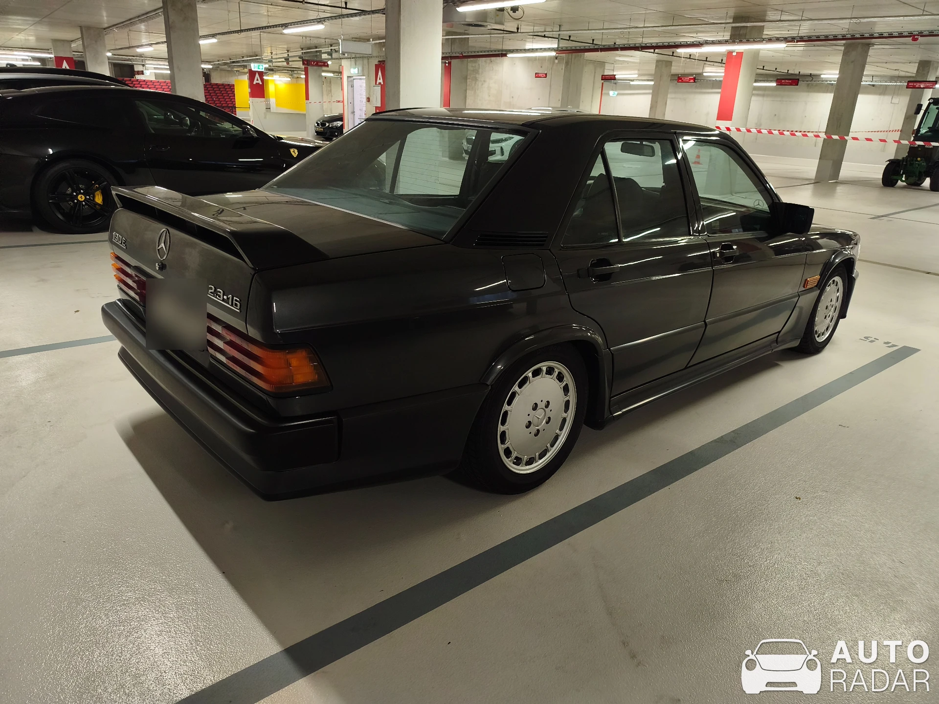 Mercedes-Benz 190 E W201 2.3-16 spotted in München