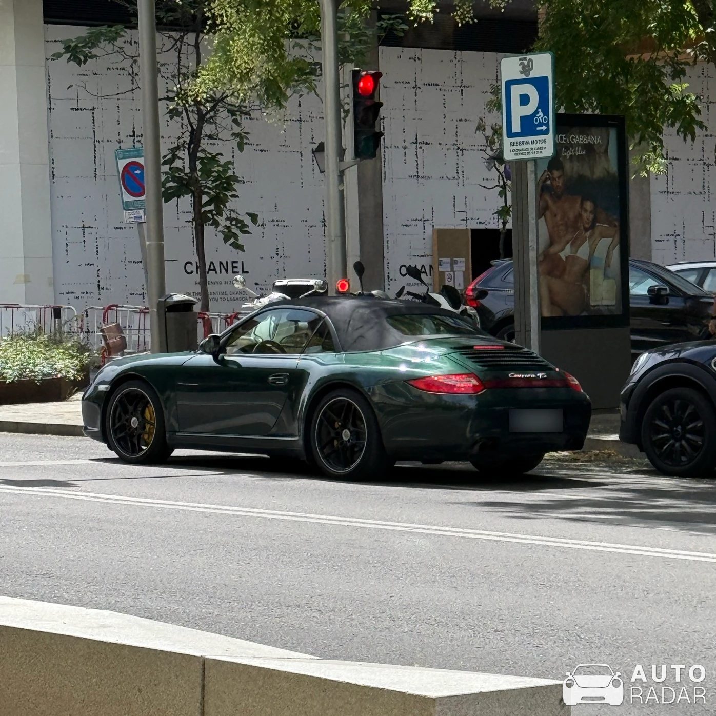 Porsche 997 Carrera 4S spotted in Madrid