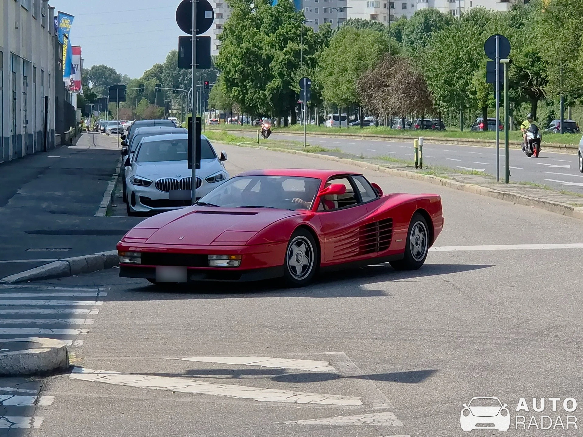 Ferrari Testarossa Monospecchio spotted in Milano