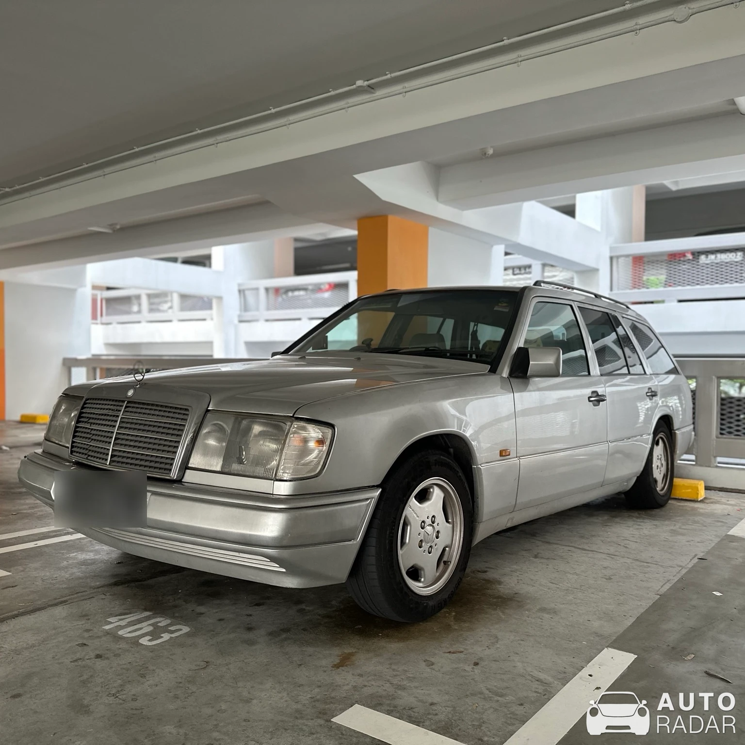 Mercedes-Benz 200T W123 spotted in Singapore