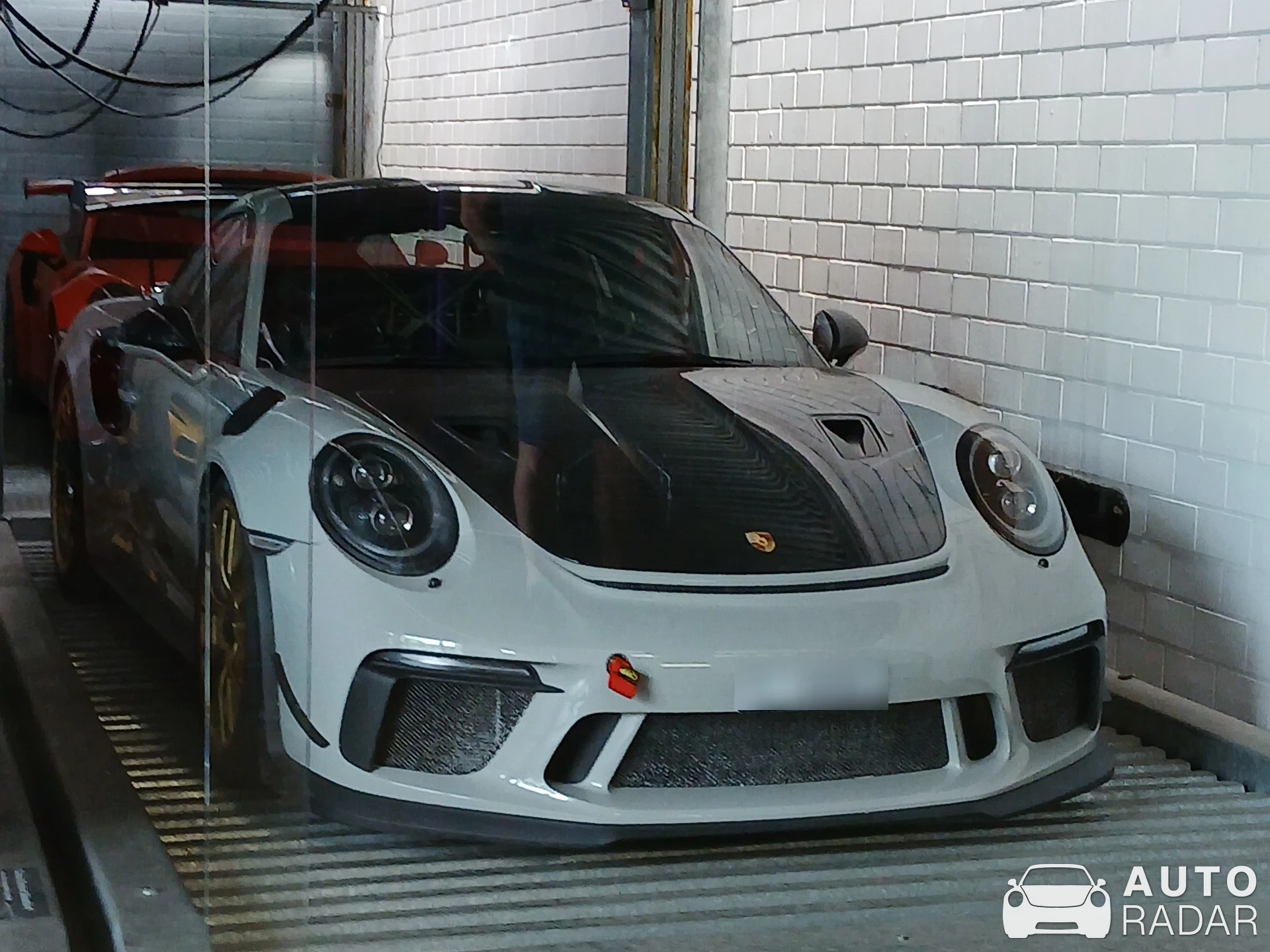 Porsche 991 GT3 MkII MR spotted in Düsseldorf