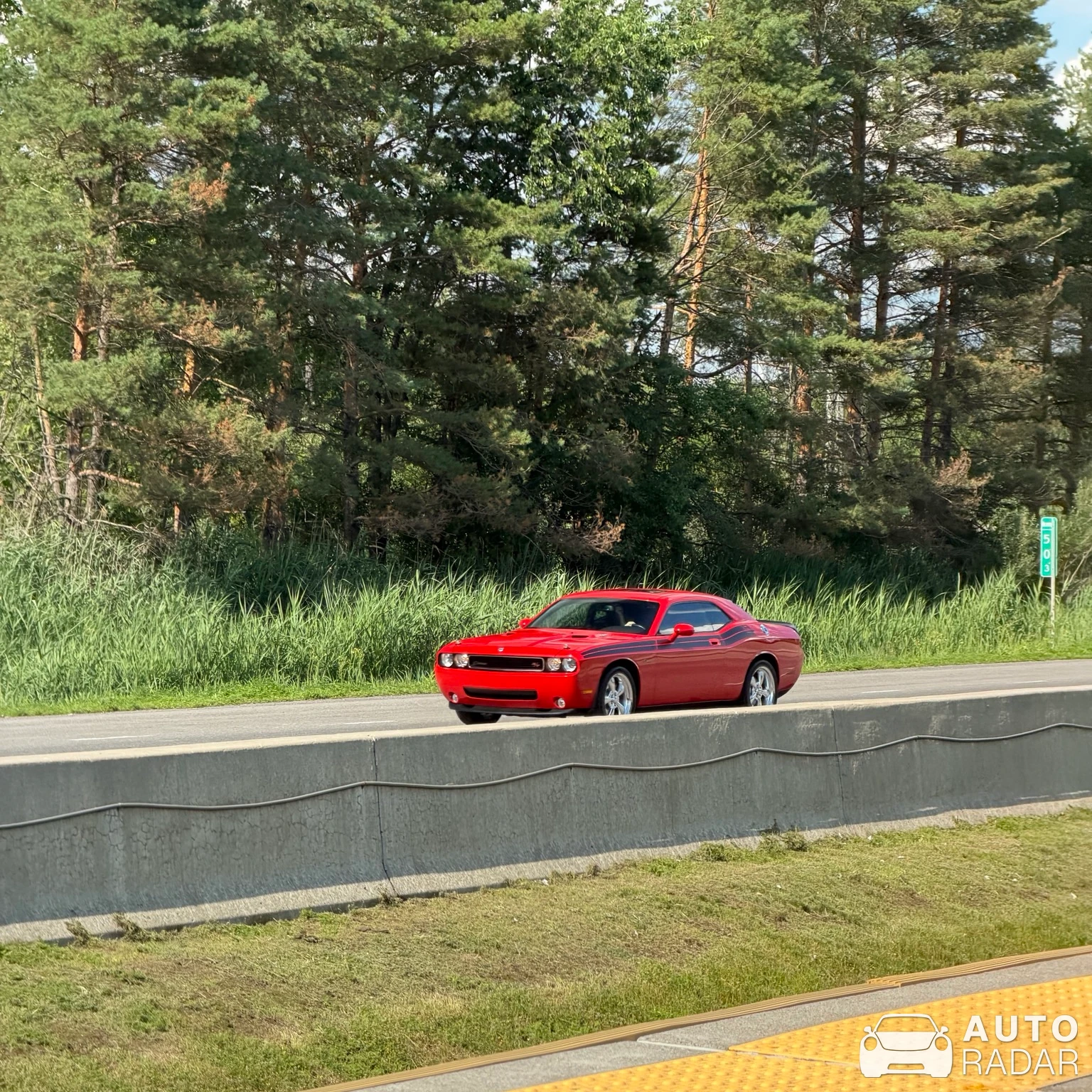 Dodge Challenger R/T spotted in Terrebonne
