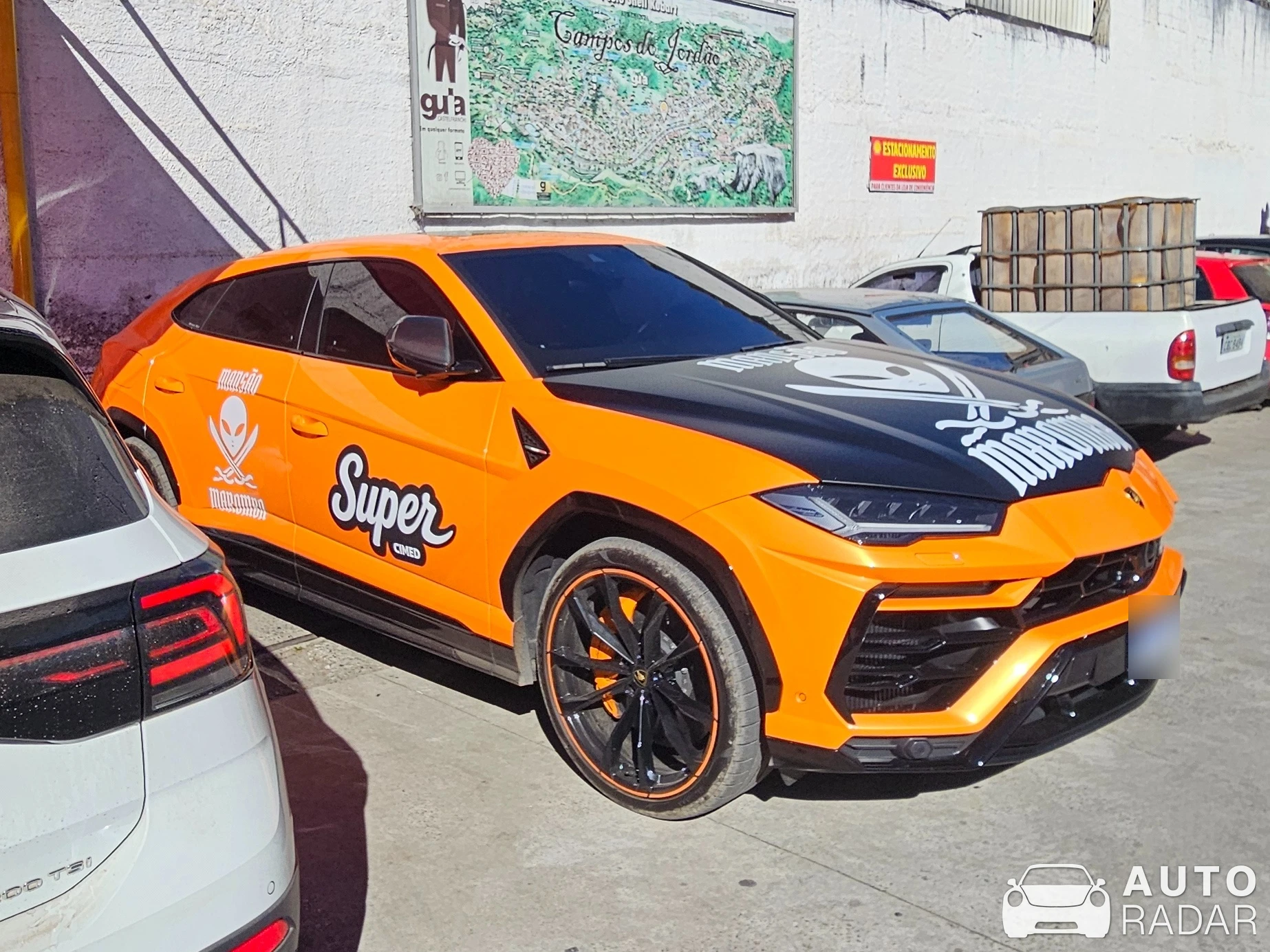Lamborghini Urus spotted in Campos do Jordão