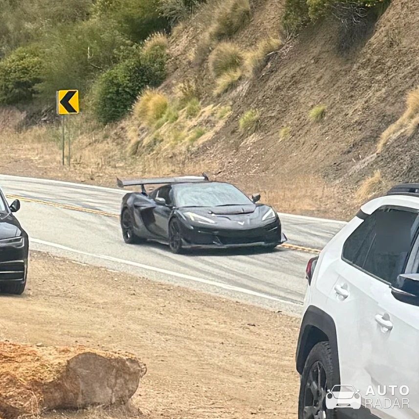 Chevrolet Corvette C8 ZR1 spotted in Agoura Hills