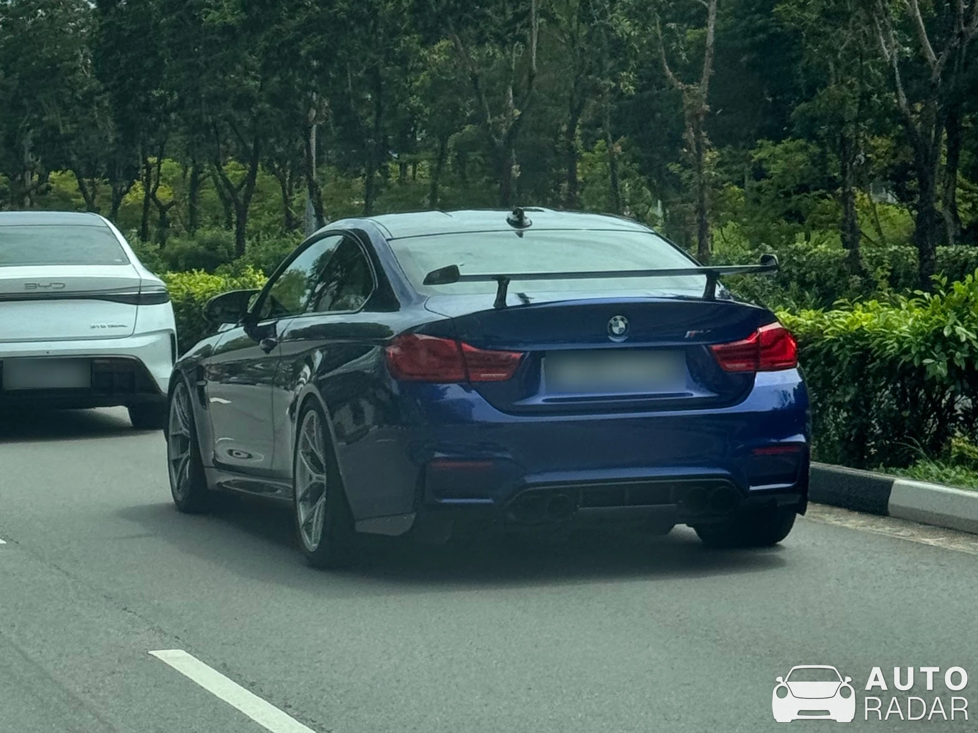 BMW M4 F82 Coupé Performance Edition spotted in Singapore