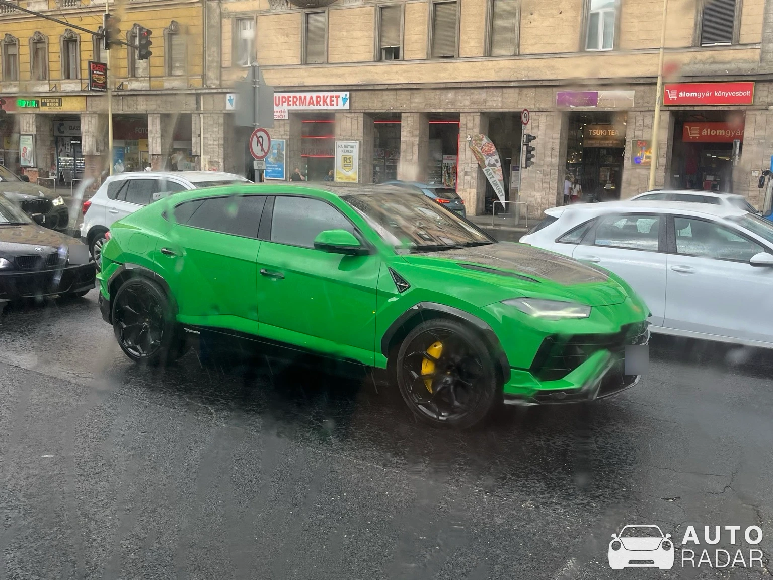 Lamborghini Urus Performante spotted in Mogyoród