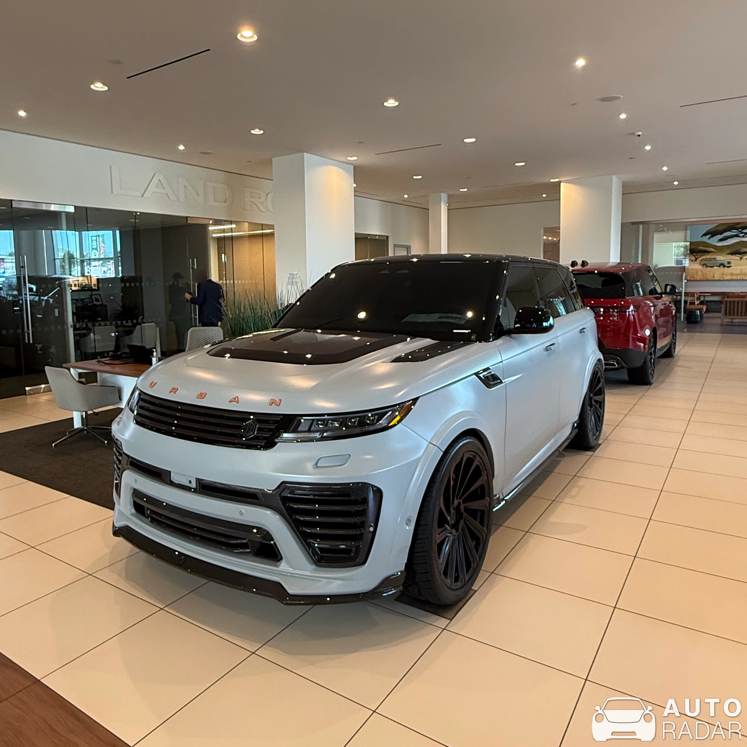 Land Rover Range Rover Sport spotted in Los Angeles