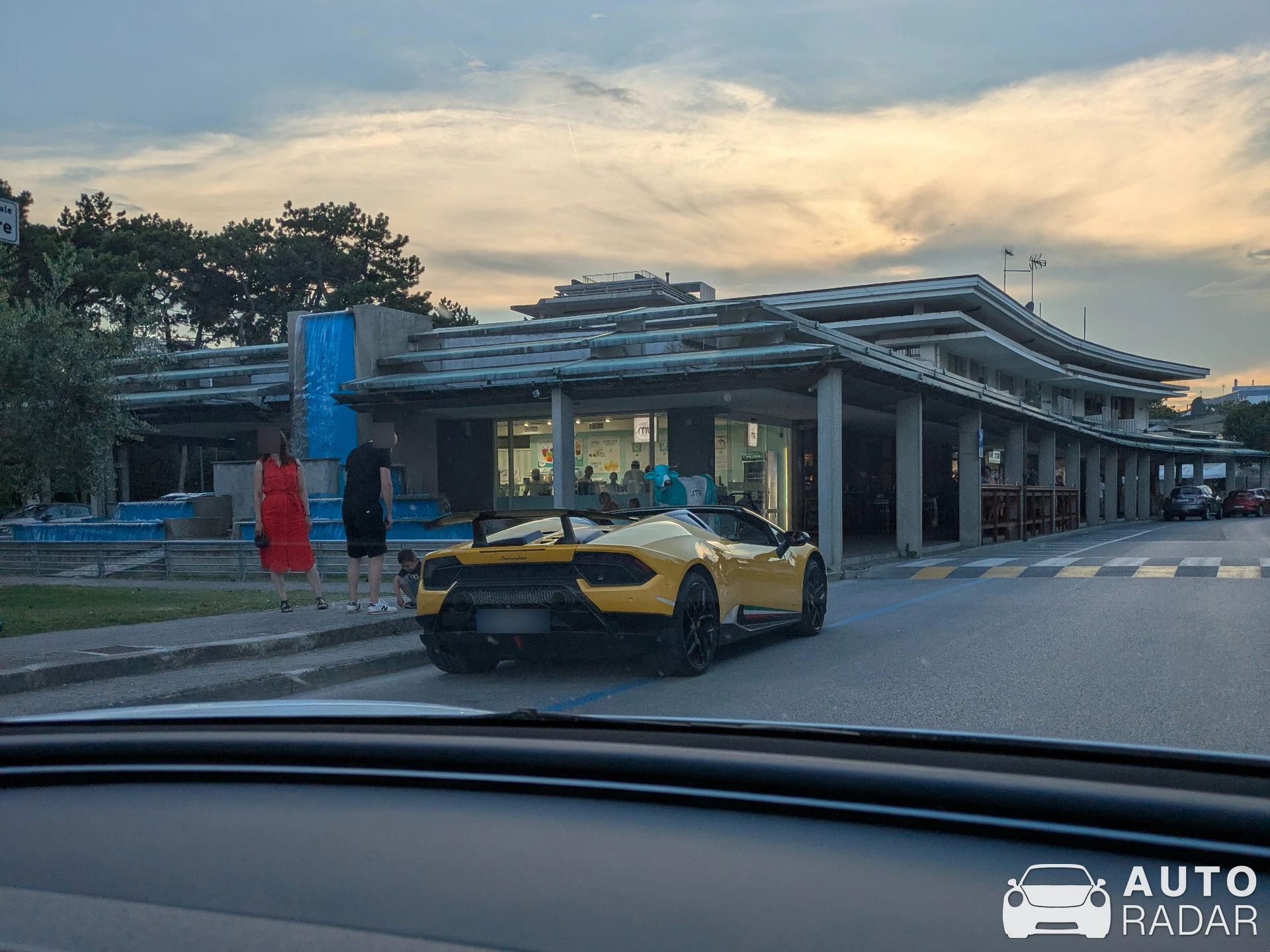 Lamborghini Huracán LP640-4 Performante Spyder spotted in Bibione