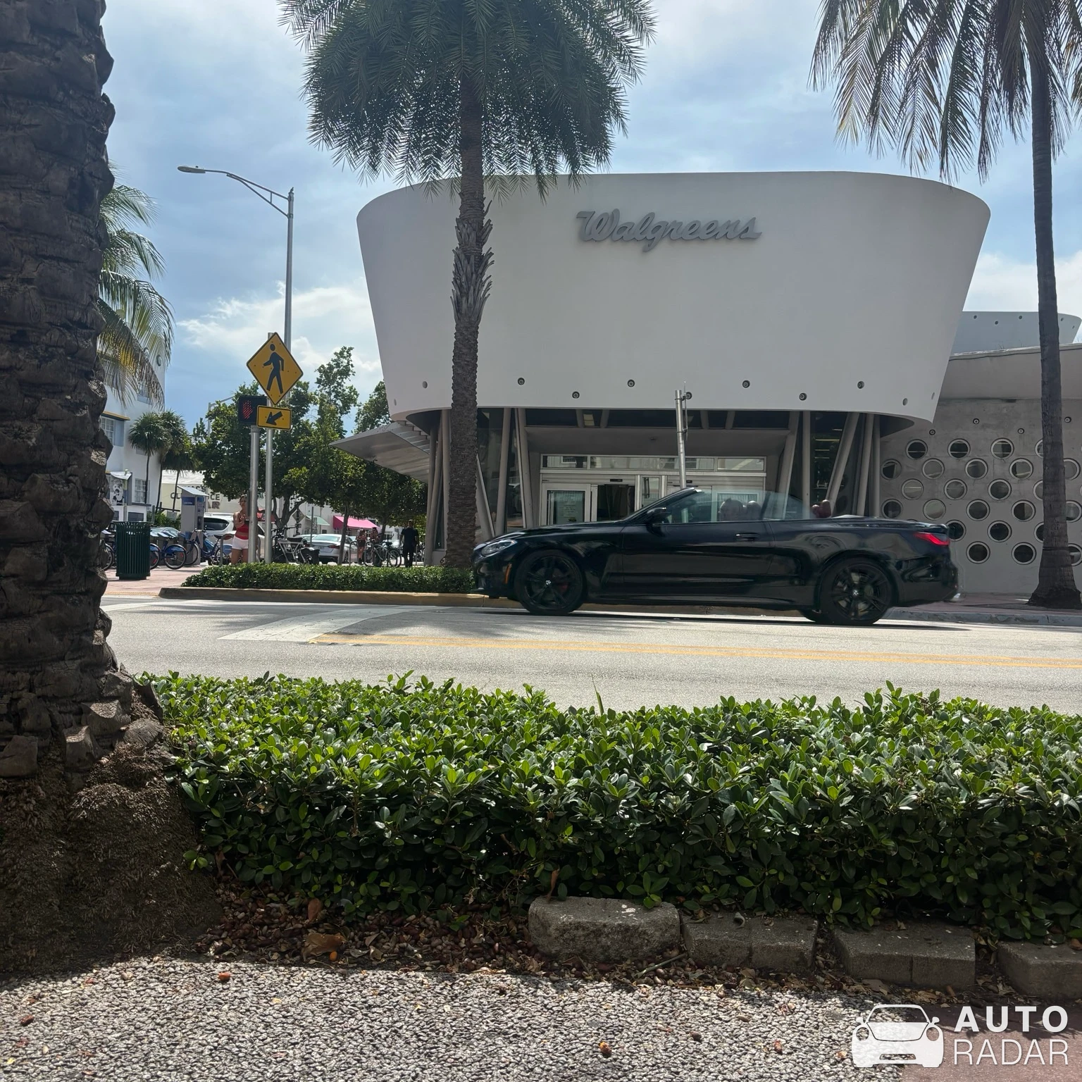 BMW 8 Series G14 Convertible spotted in Miami Beach