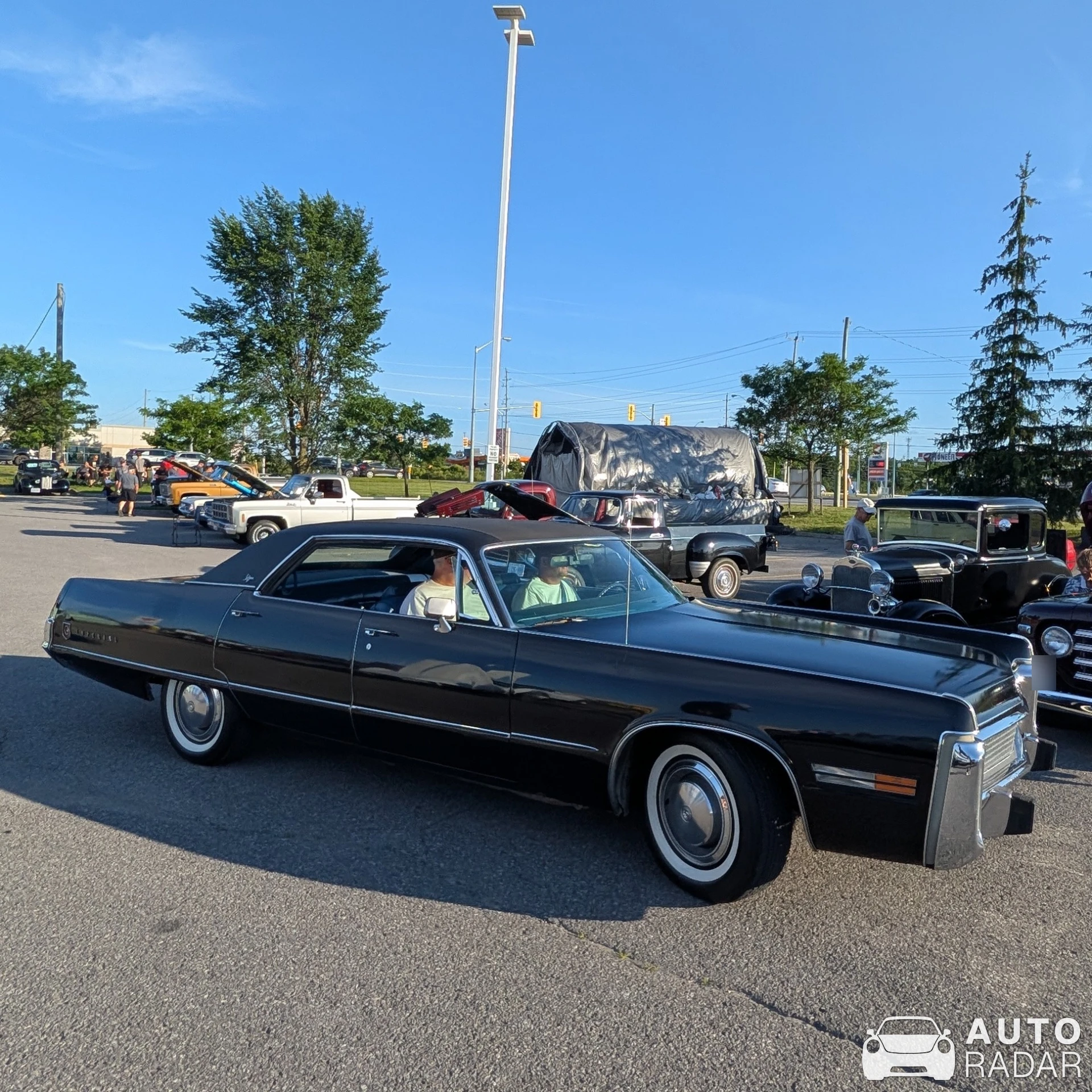 Chrysler Imperial spotted in Carleton Place