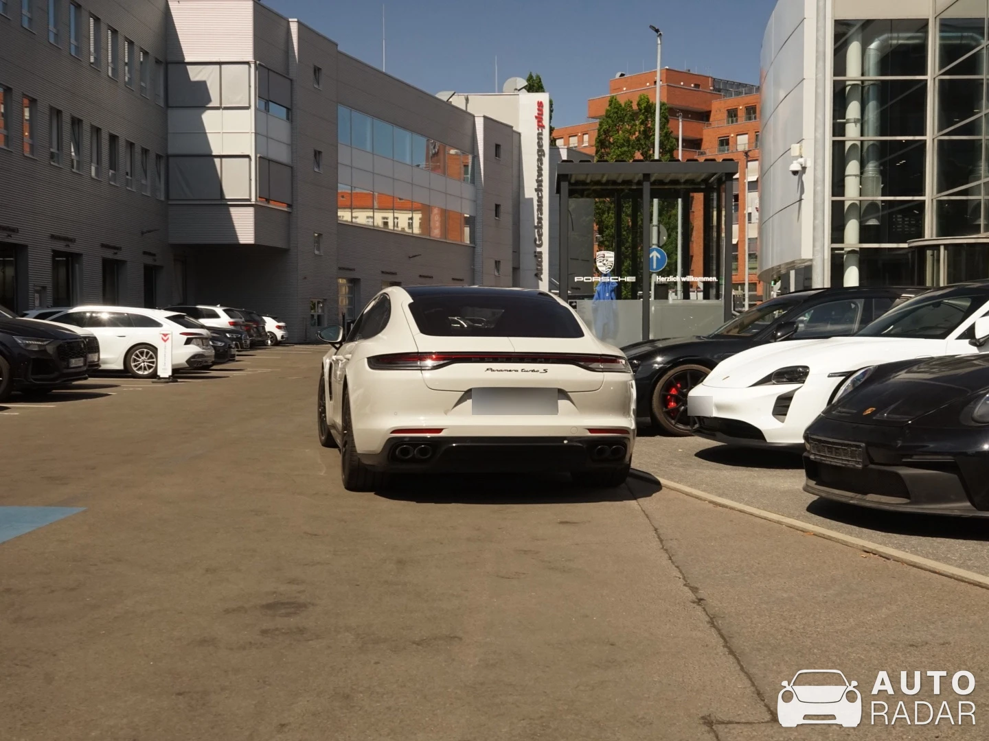 Porsche 970 Panamera Turbo S spotted in Berliini