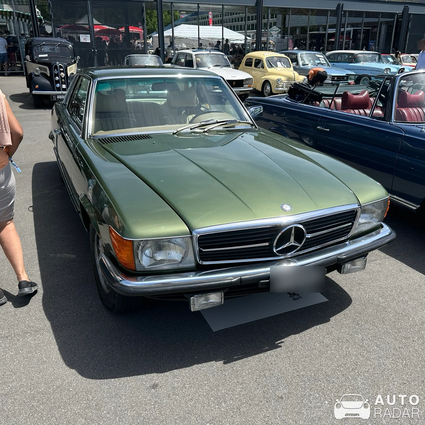 Mercedes-Benz 350SL spotted in Luzern