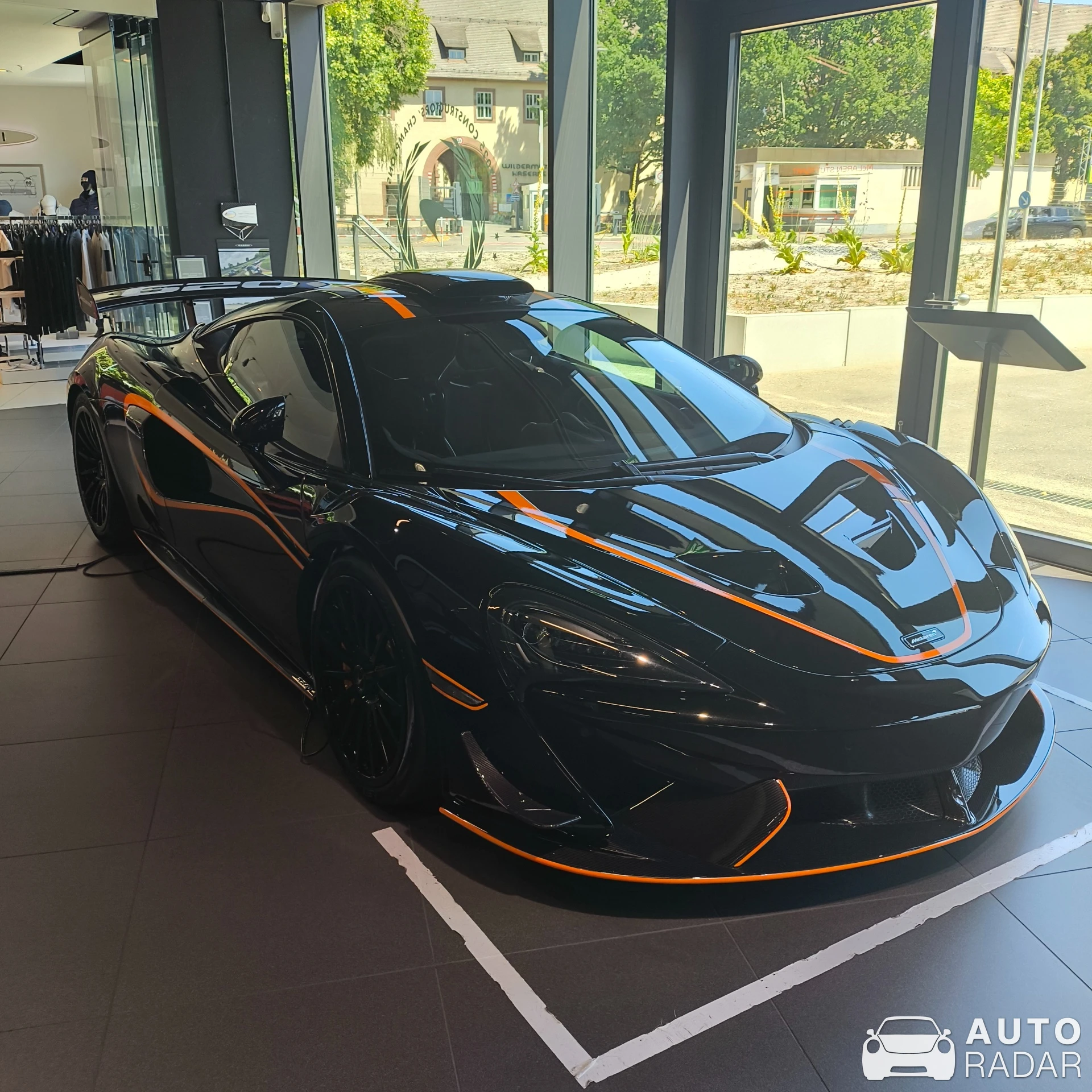 McLaren 620R spotted in Tübingen