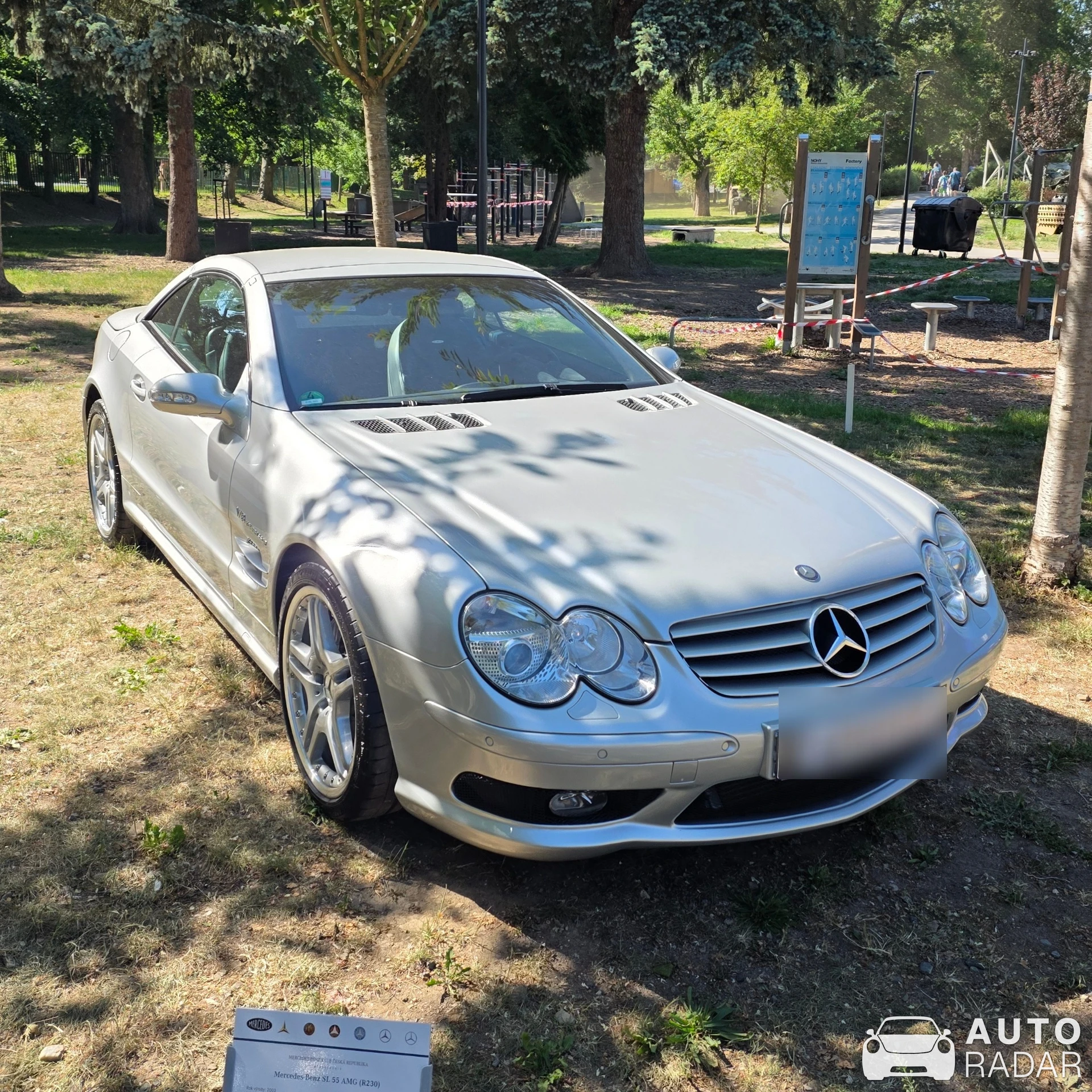 Mercedes-AMG SL 55 spotted in Praha