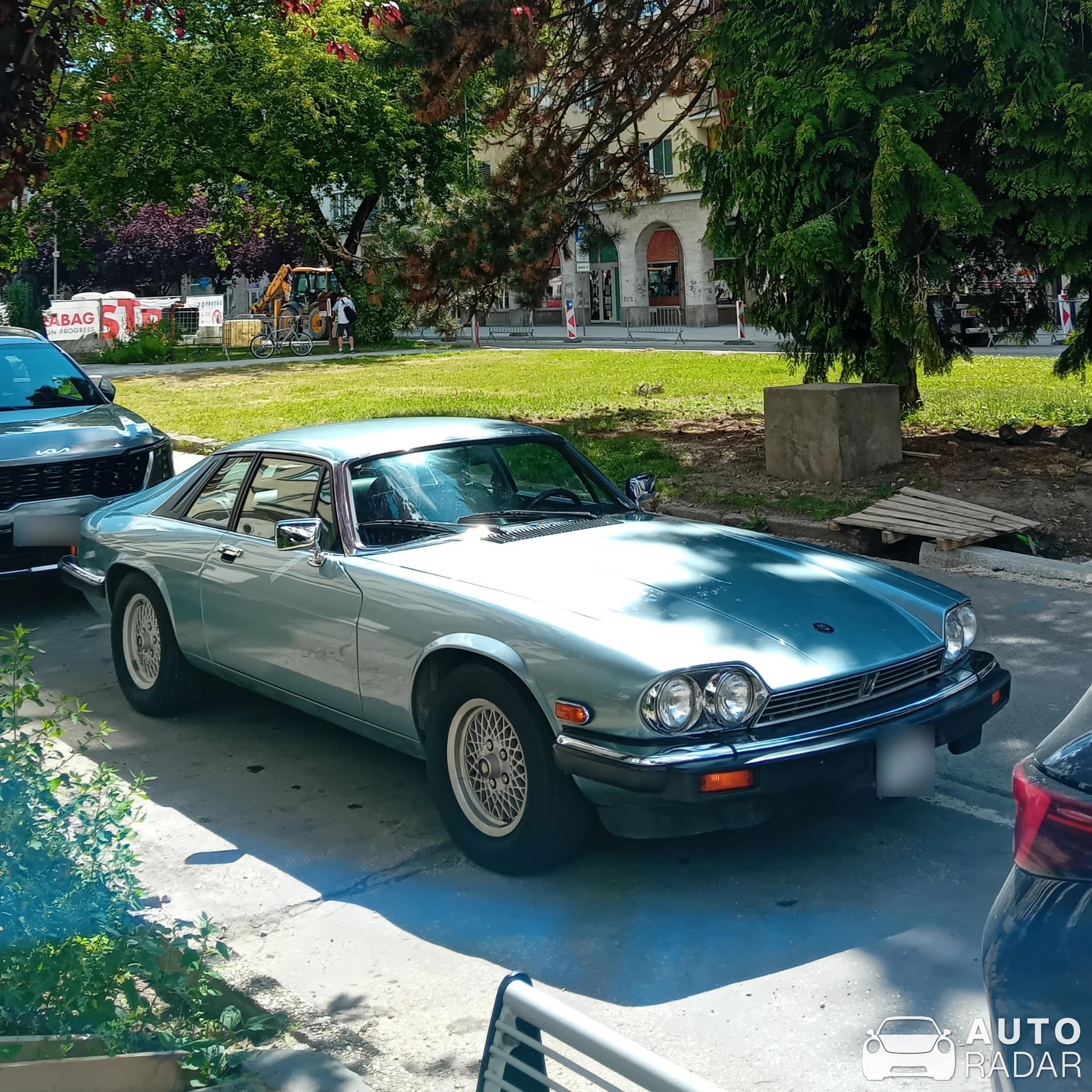 Jaguar XJS spotted in Žilina