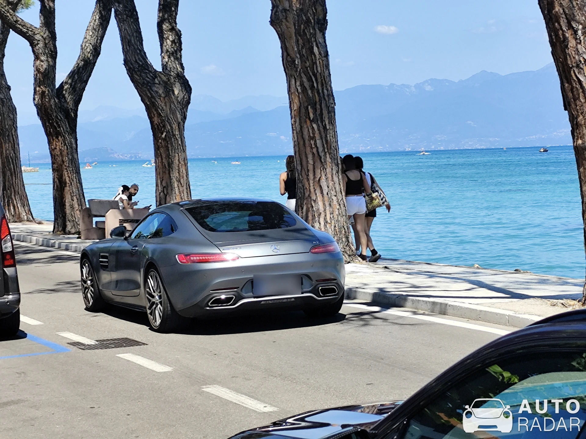 Mercedes-AMG GT C190 spotted in Peschiera del Garda