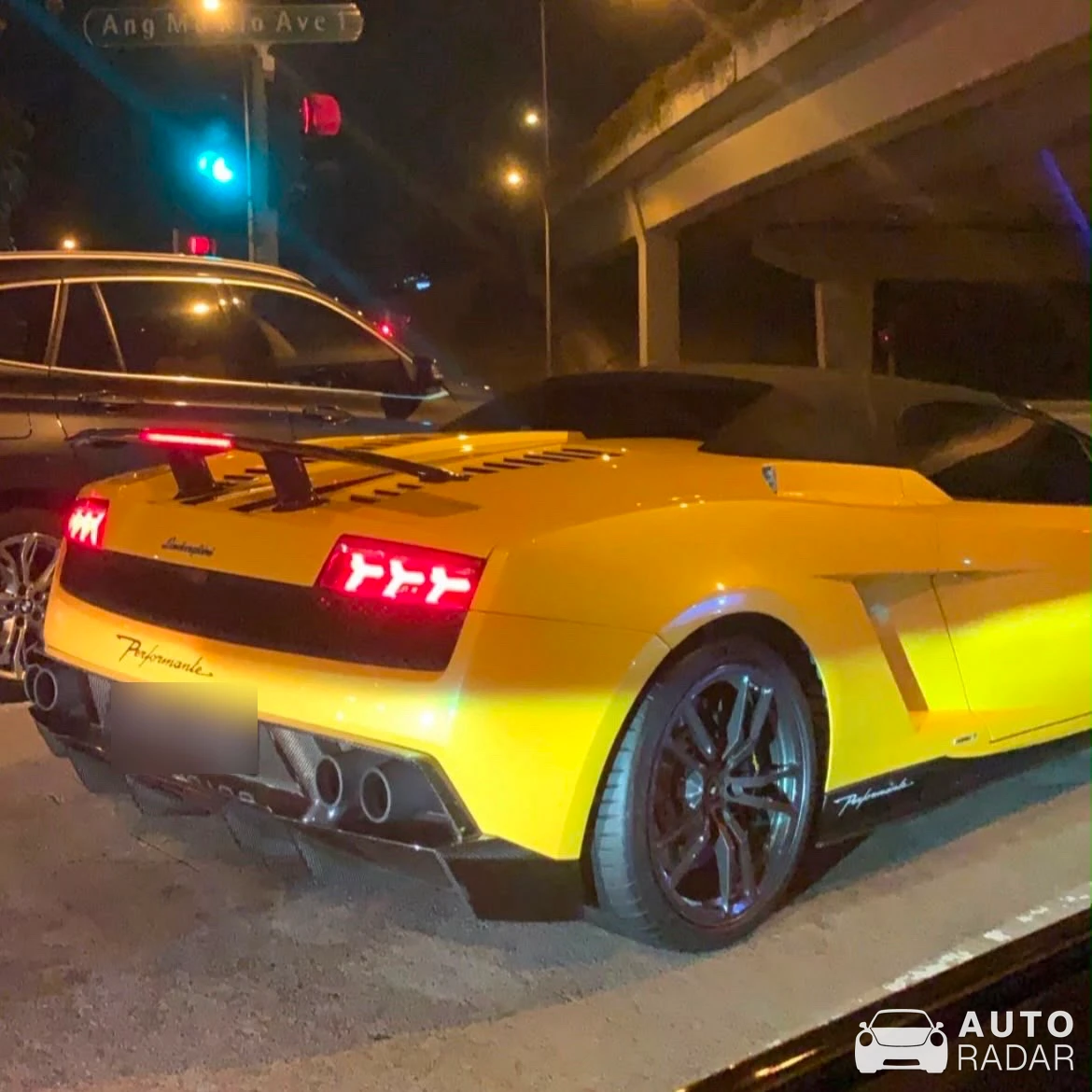 Lamborghini Gallardo LP570-4 Spyder Performante spotted in Johor Bahru