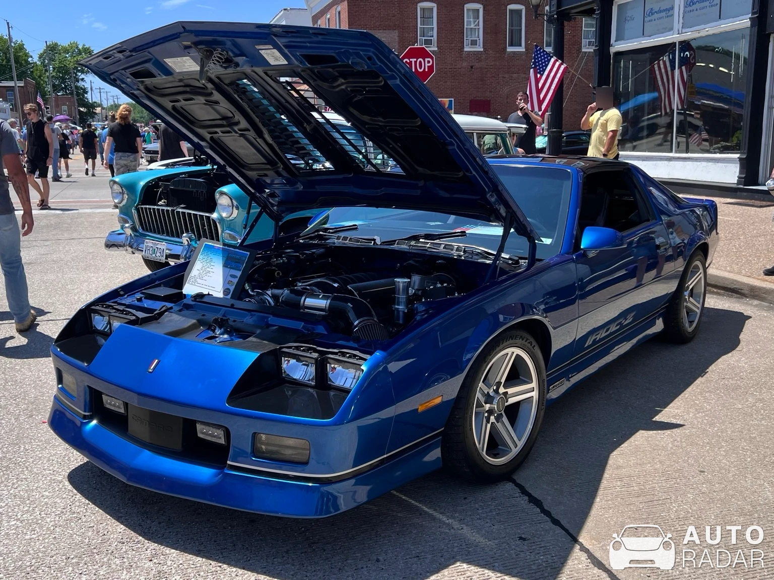 Chevrolet Camaro IROC-Z spotted in Pacific
