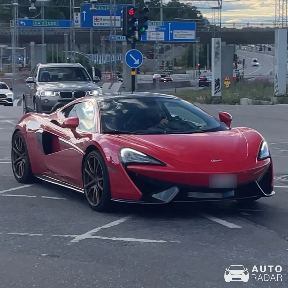 McLaren 570GT spotted in Stockholm