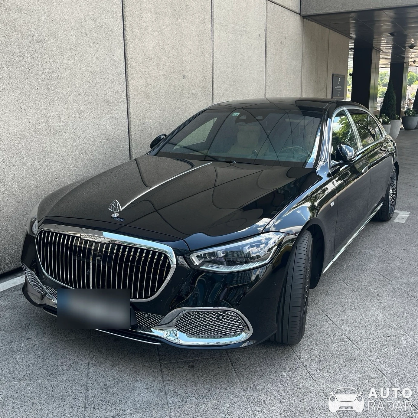 Mercedes-Maybach S 680 spotted in Budapest