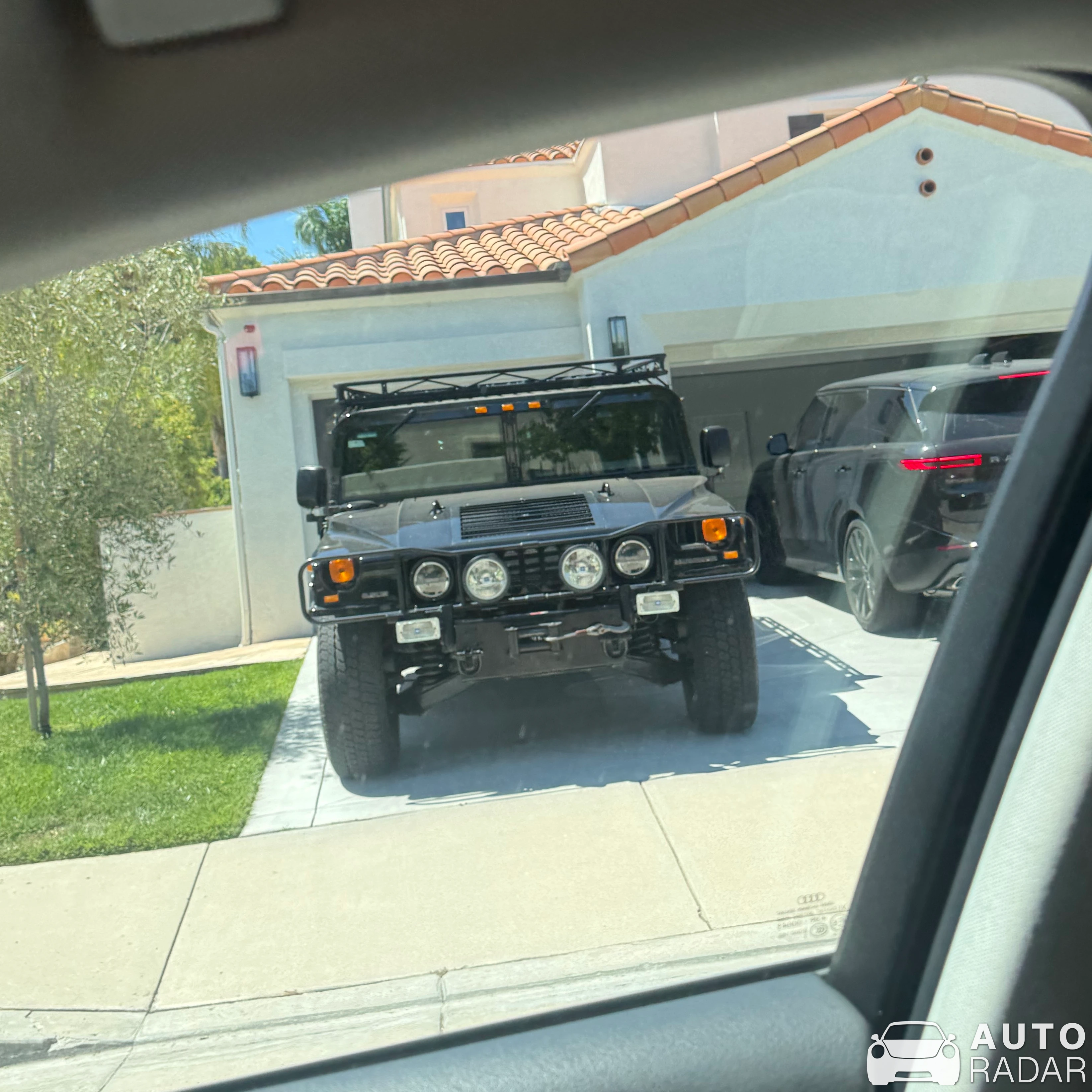 Hummer H1 spotted in Calabasas