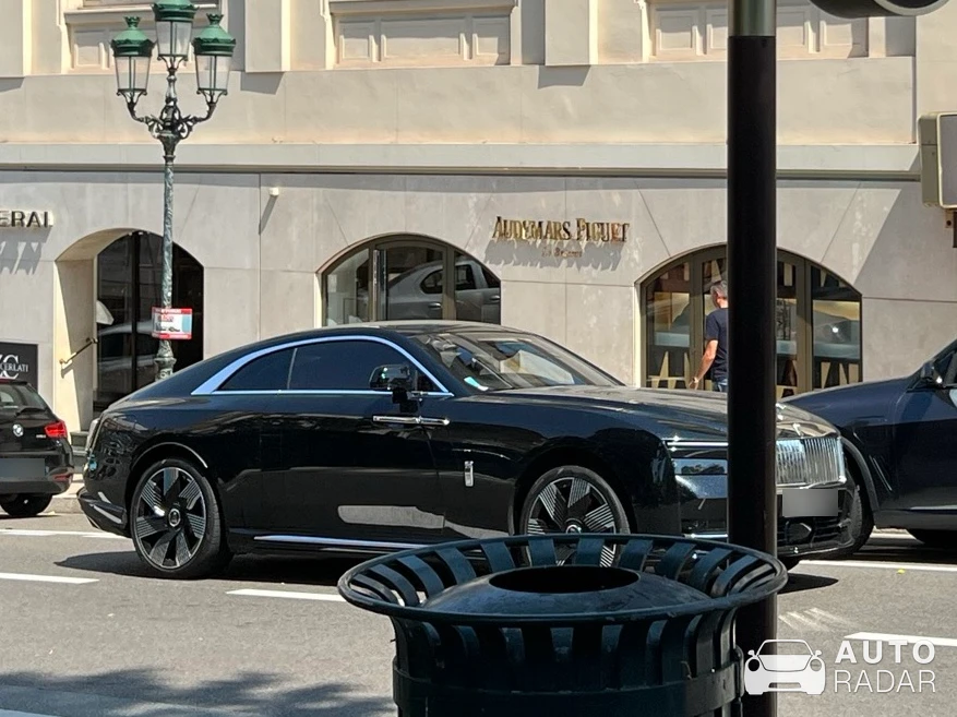 Rolls-Royce Spectre spotted in Monaco