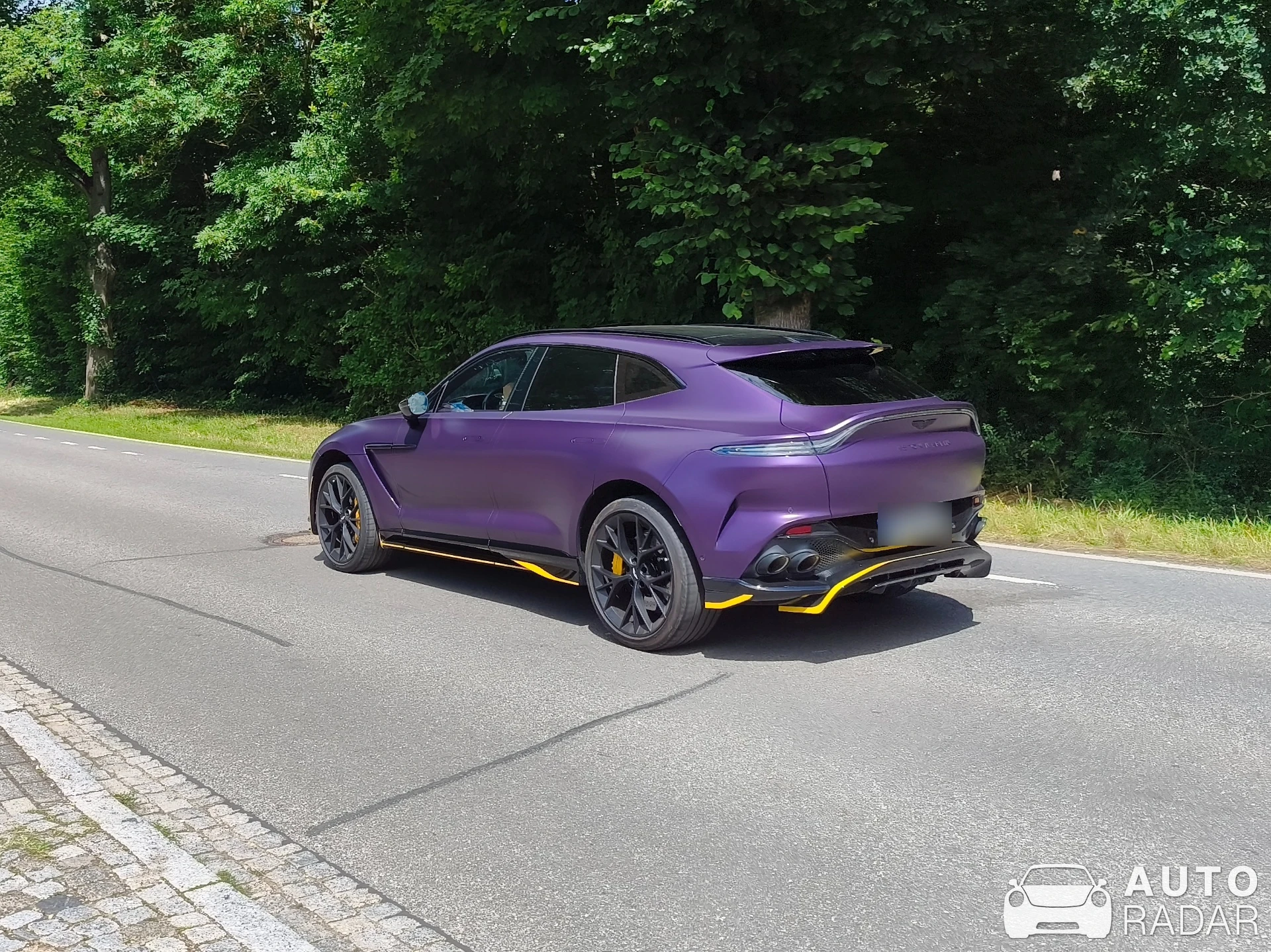 Aston Martin DBX spotted in Oberlungwitz