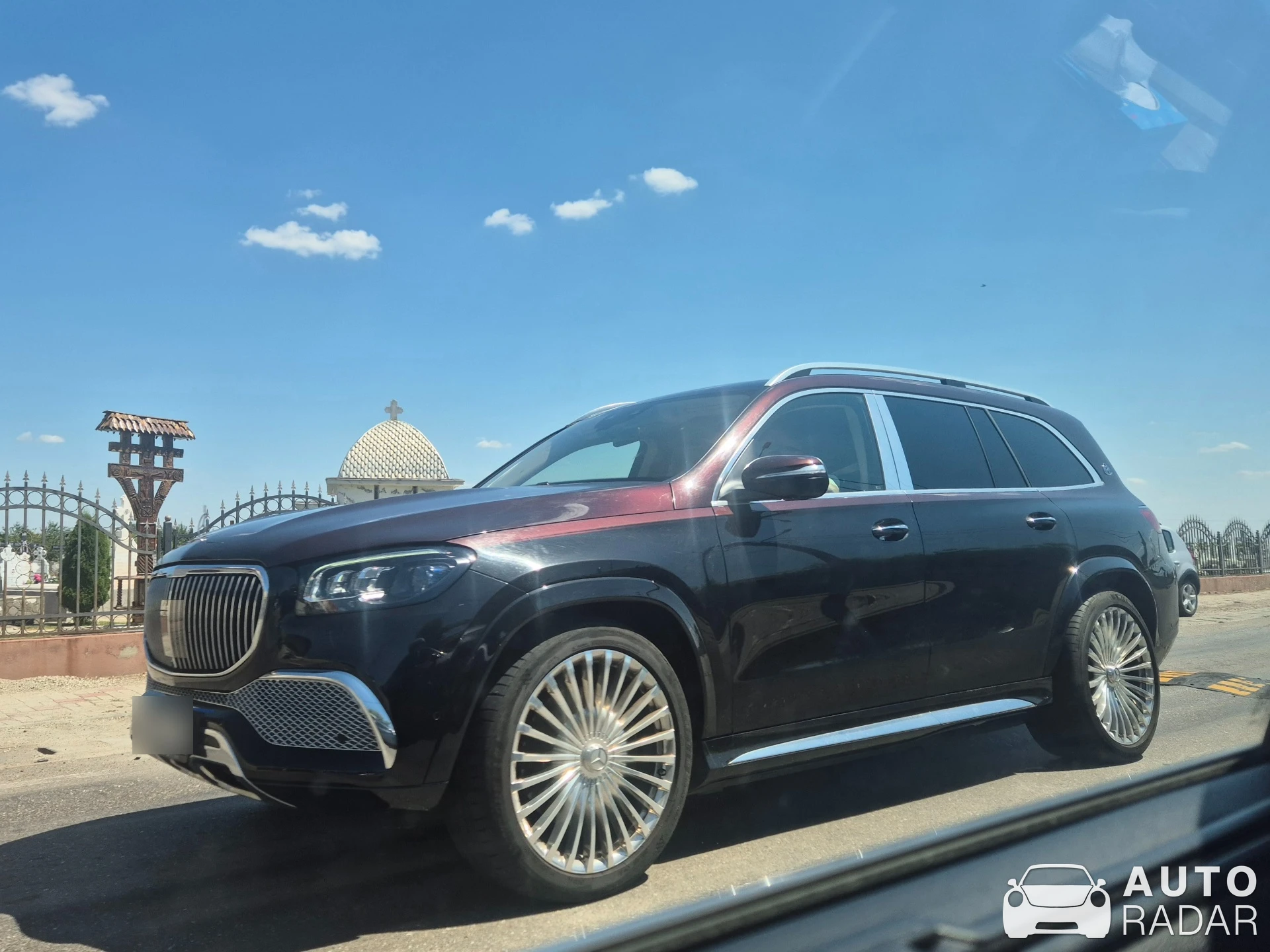 Mercedes-Maybach GLS 600 spotted in Petrești