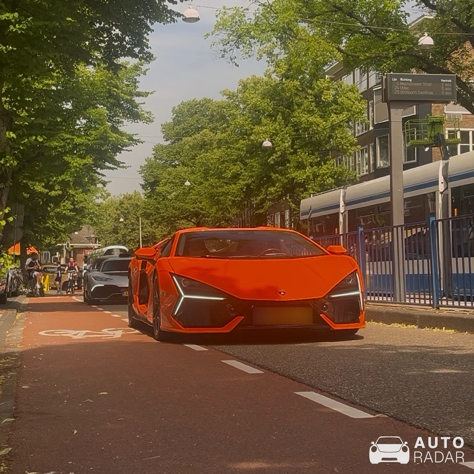 Lamborghini Revuelto spotted in Amsterdam