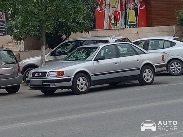 Audi 100 C3 spotted in Năvodari