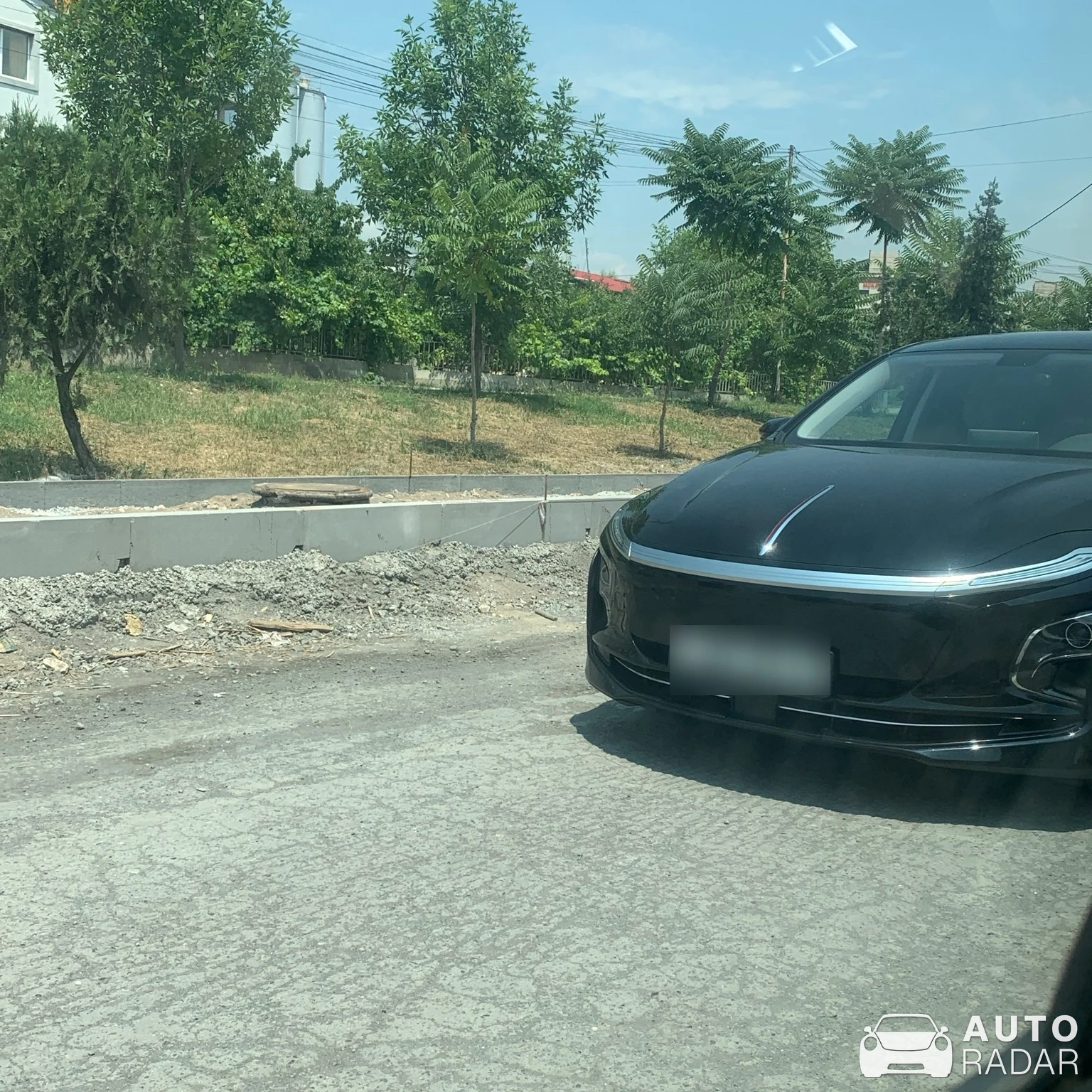 Hongqi L9 spotted in Yerevan