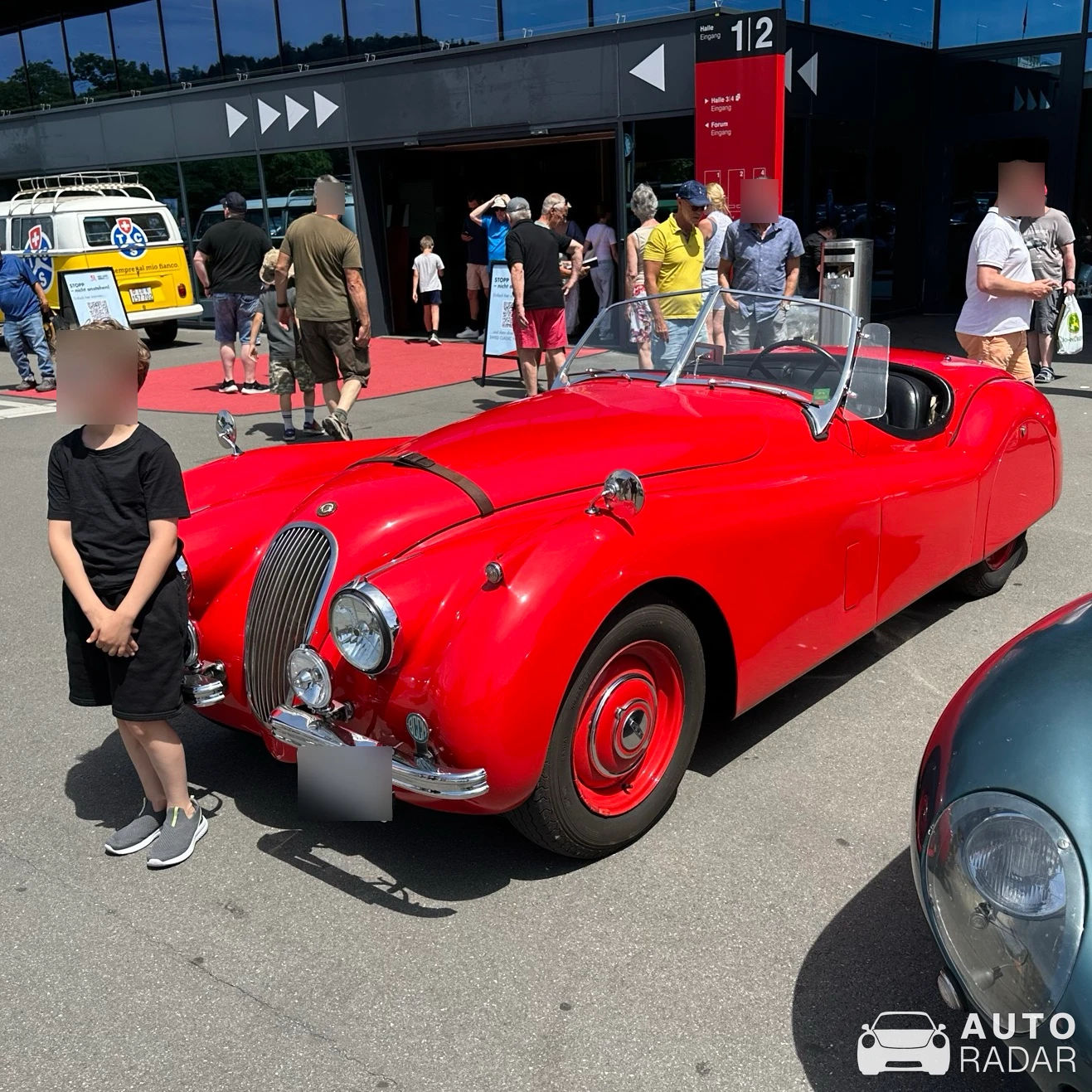 Jaguar XK120 Roadster spotted in Luzern