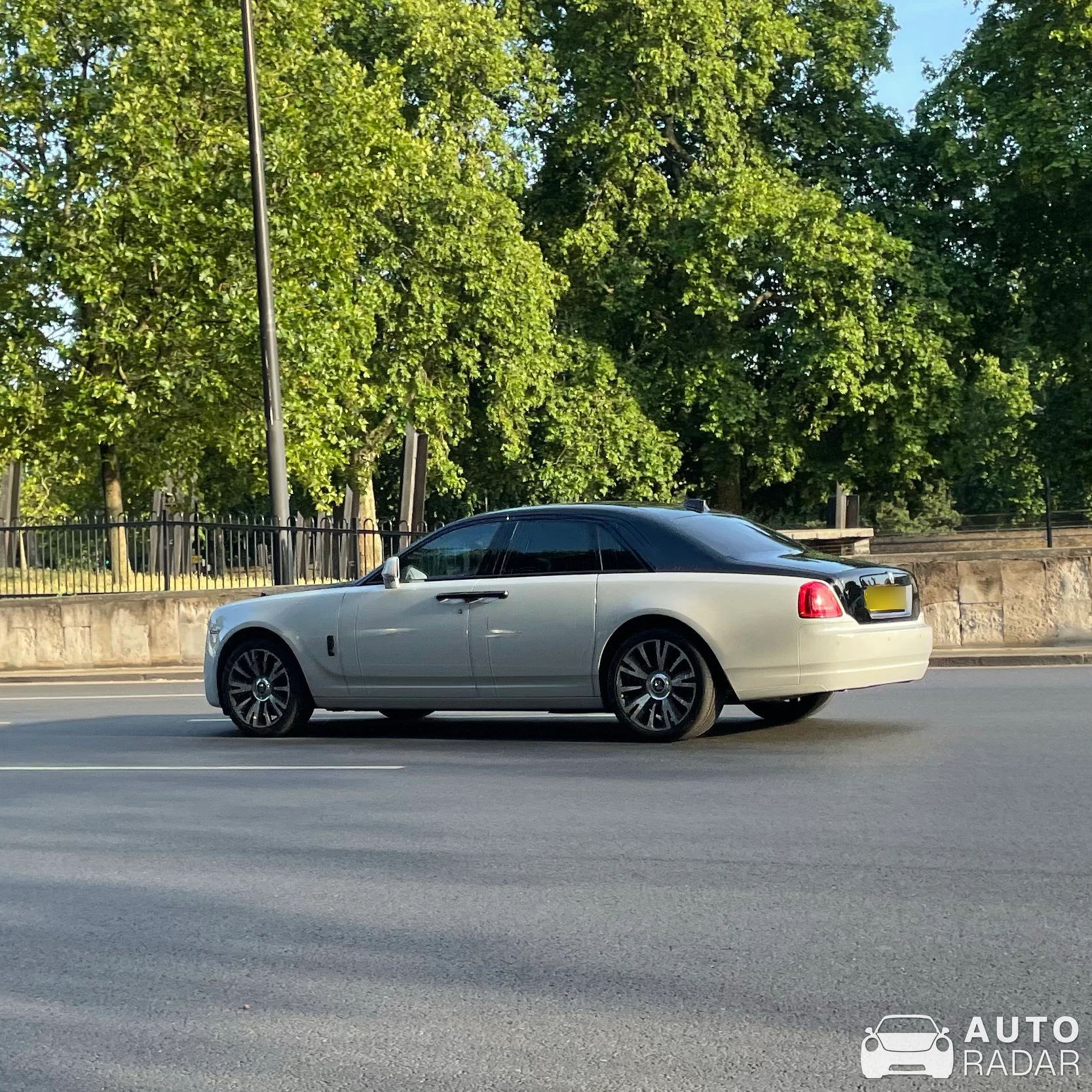 Rolls-Royce Ghost Series II Black Badge spotted in London